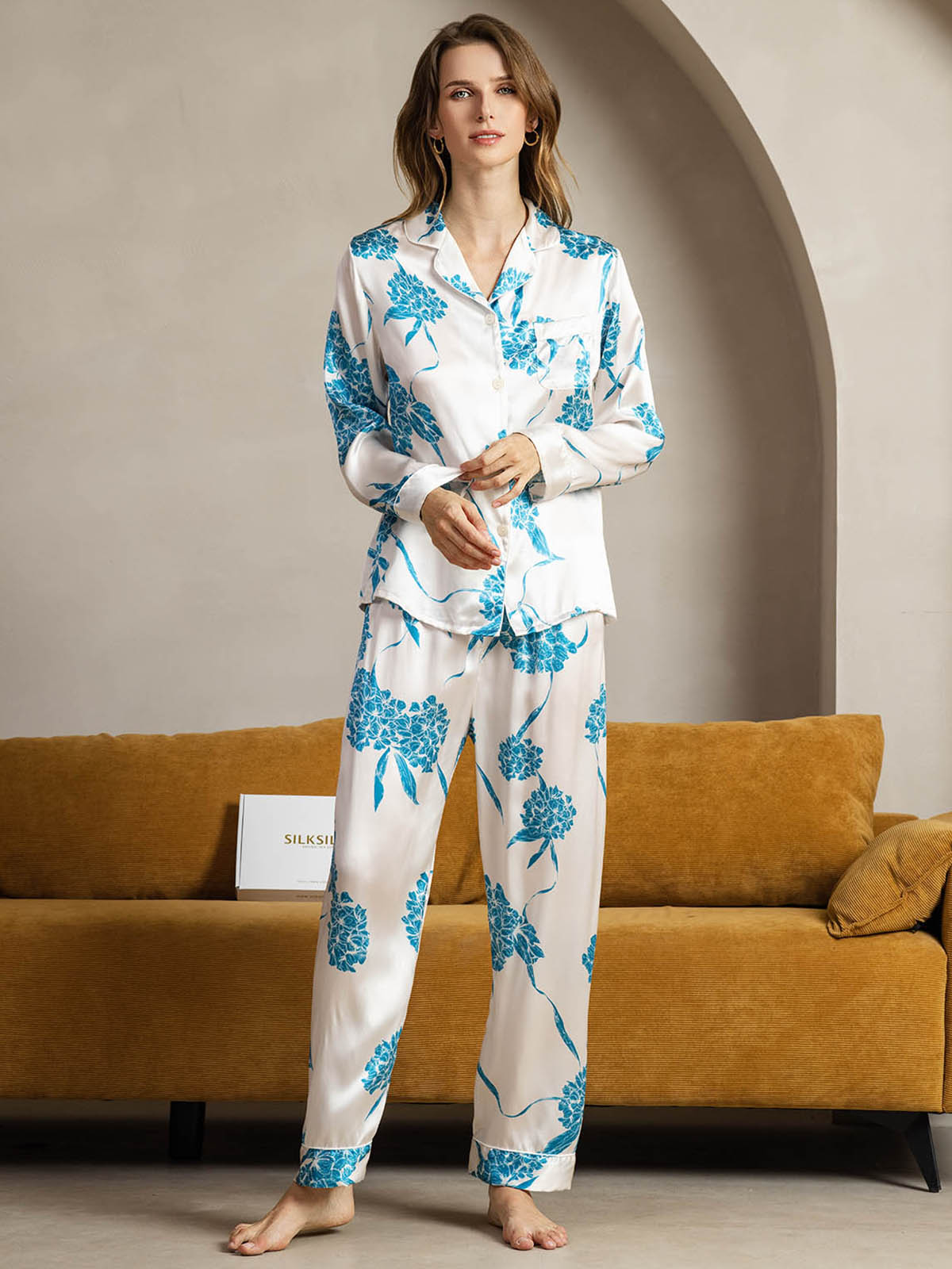[Blue Floral] SilkSilky  Pure Silk Womens Pajamas 004