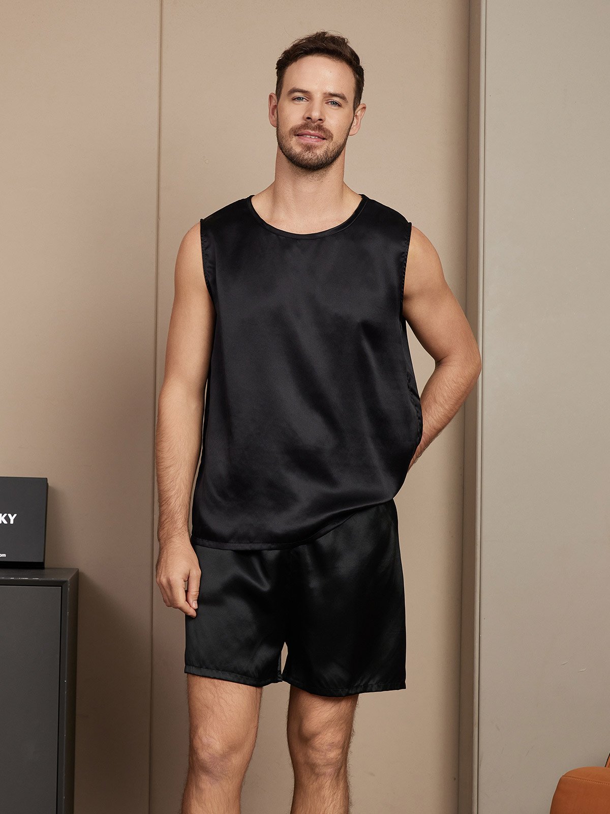 SilkSilky US Pure Silk Sleeveless Round Neck Men's Pajamas Black 001