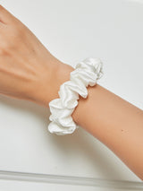 [White] SilkSilky  Scrunchie 001