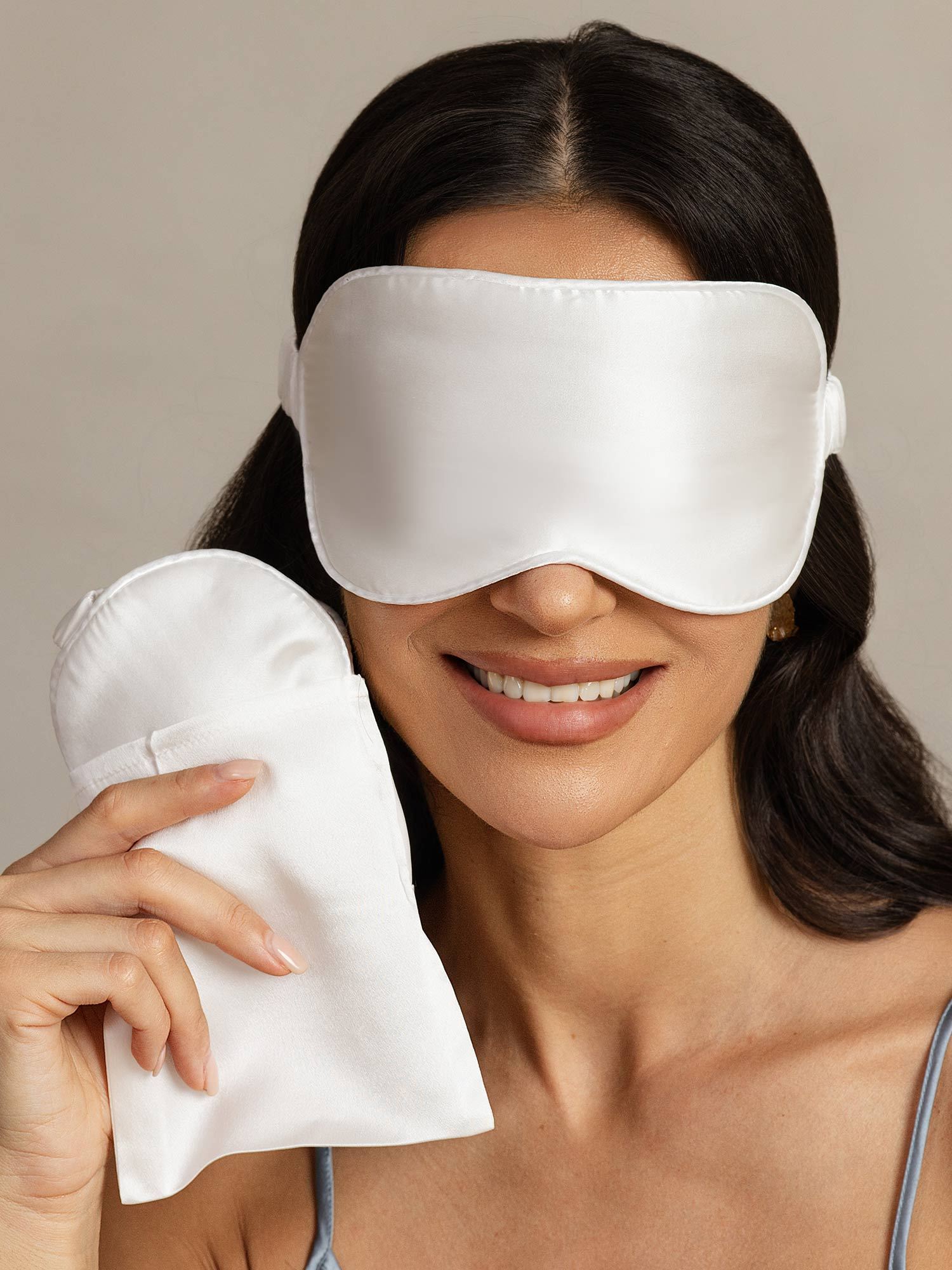 [White] SilkSilky Pure Silk Eye Mask 001