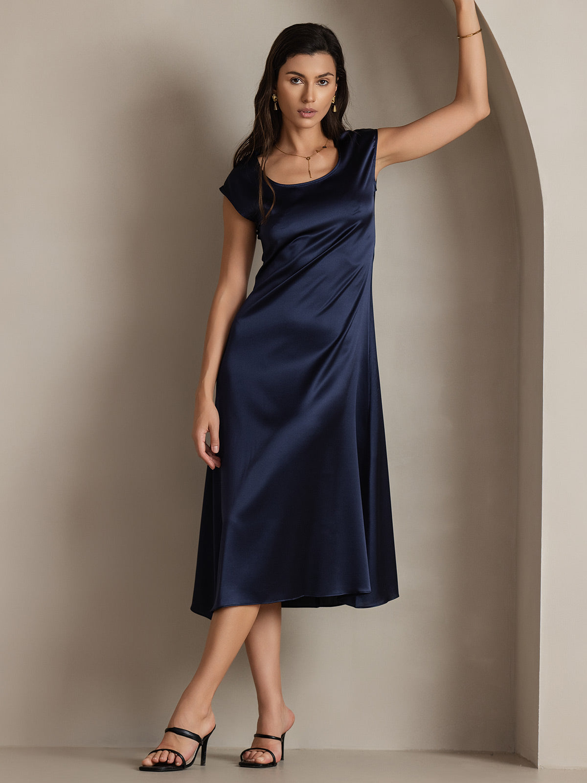 SilkSilky  19Momme Silk Sleeveless Round Neck Dress DarkBlue 003