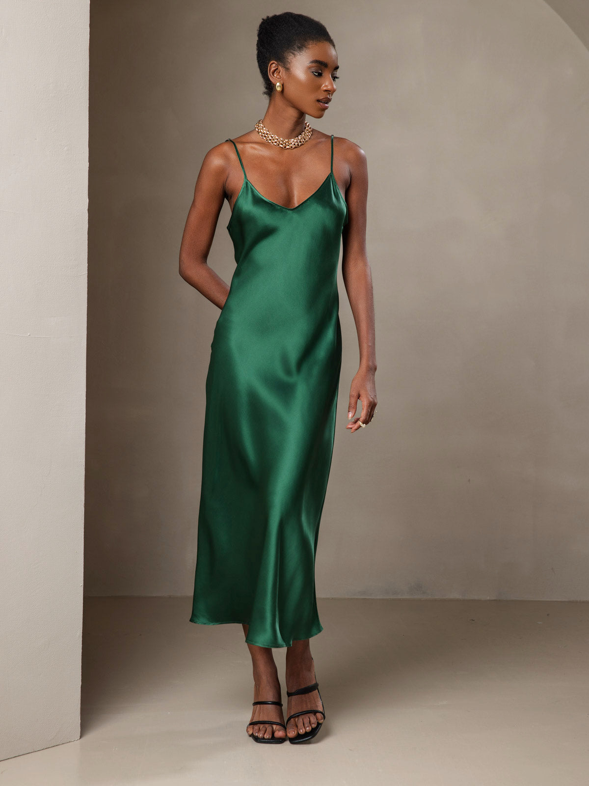 SilkSilky  Pure Silk Sleeveless Round Neck Dress Green 005