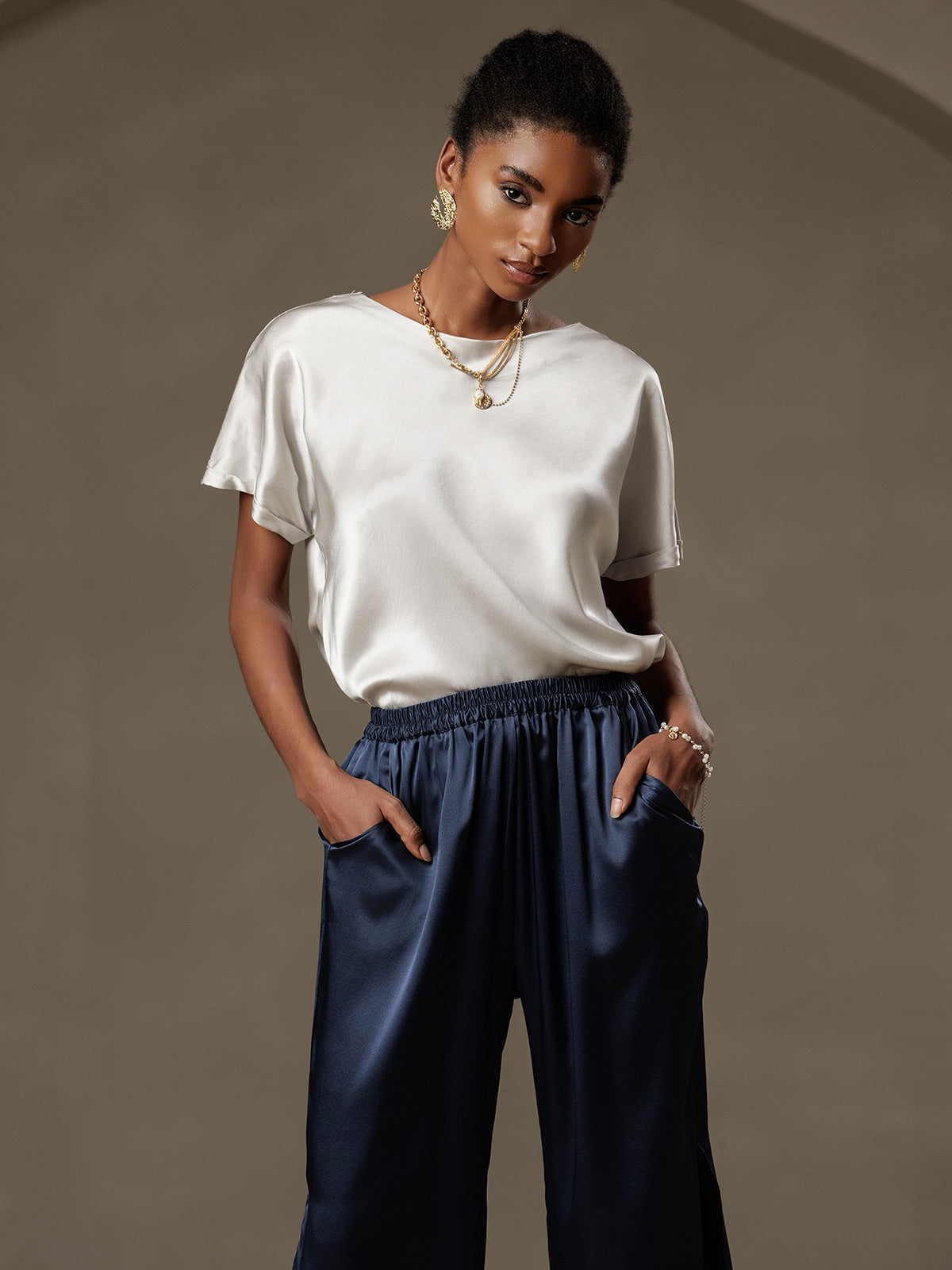 [Light Gray] SilkSilky  19Momme Silk Round Neck Women's T-Shirt 003