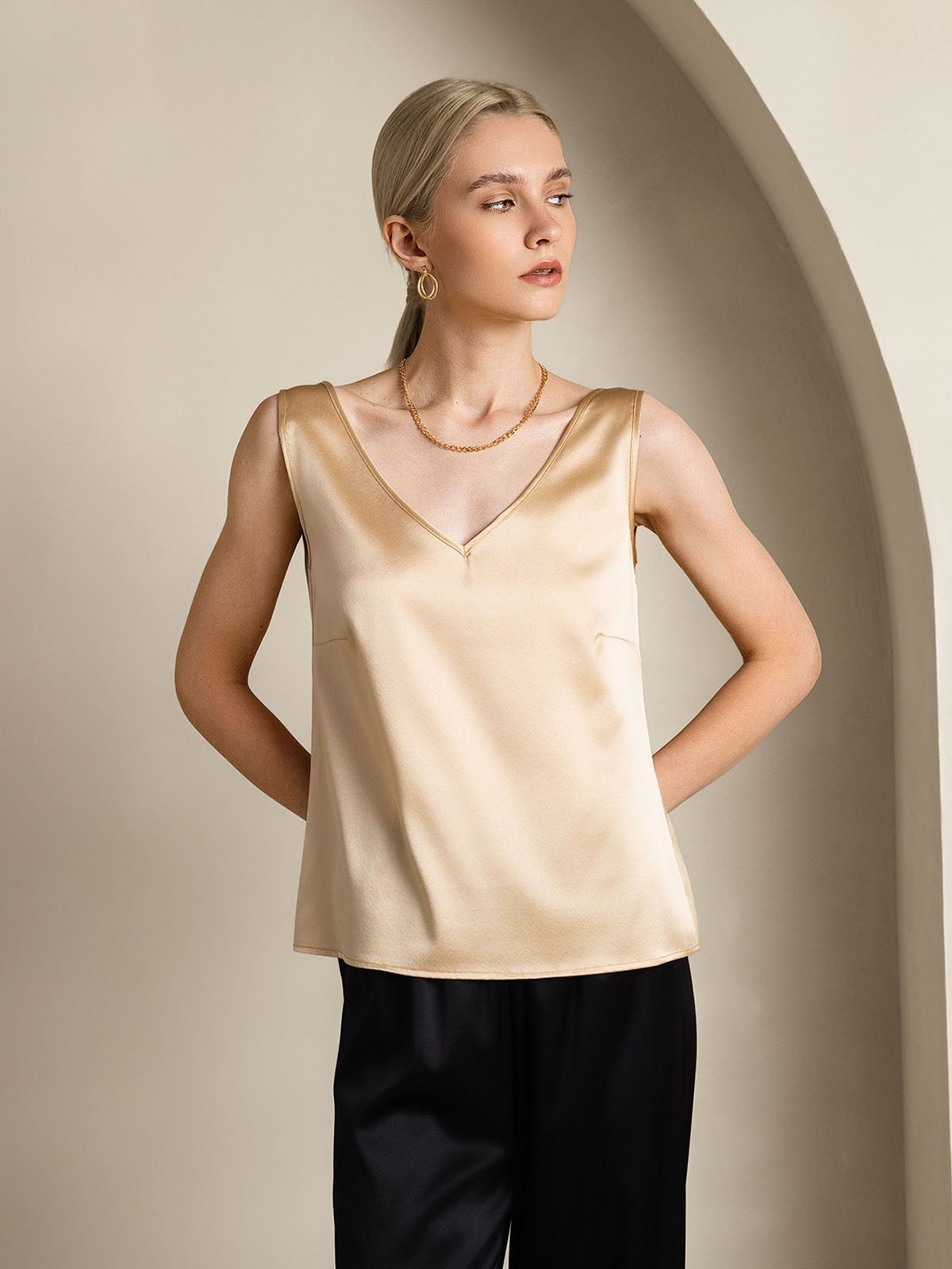 SilkSilky 19Momme Silk V Neck Camisole Top Champagne 003