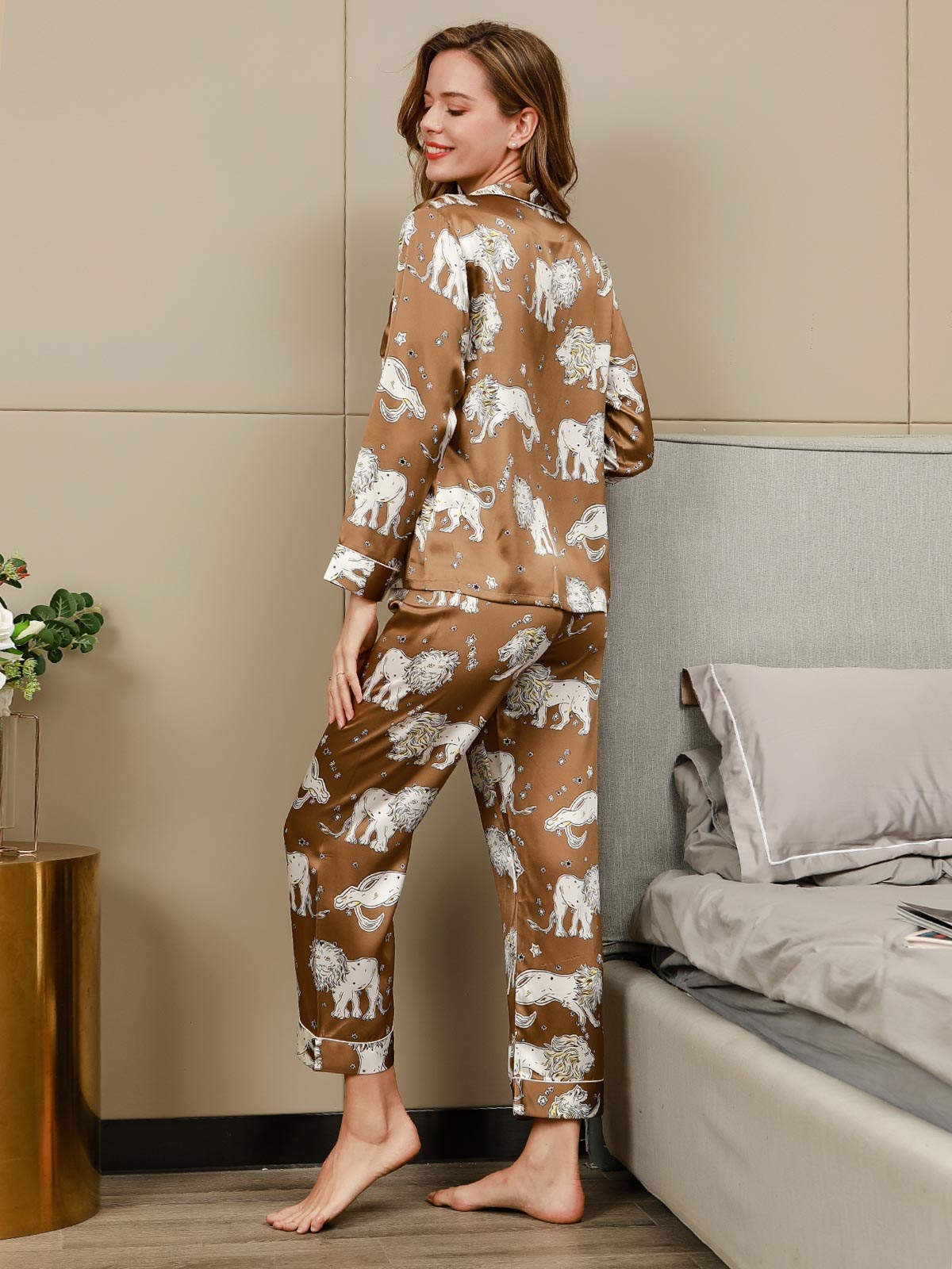 SilkSilky  Pure Silk Long Sleeve Lapel Women's Pajamas Tan 002