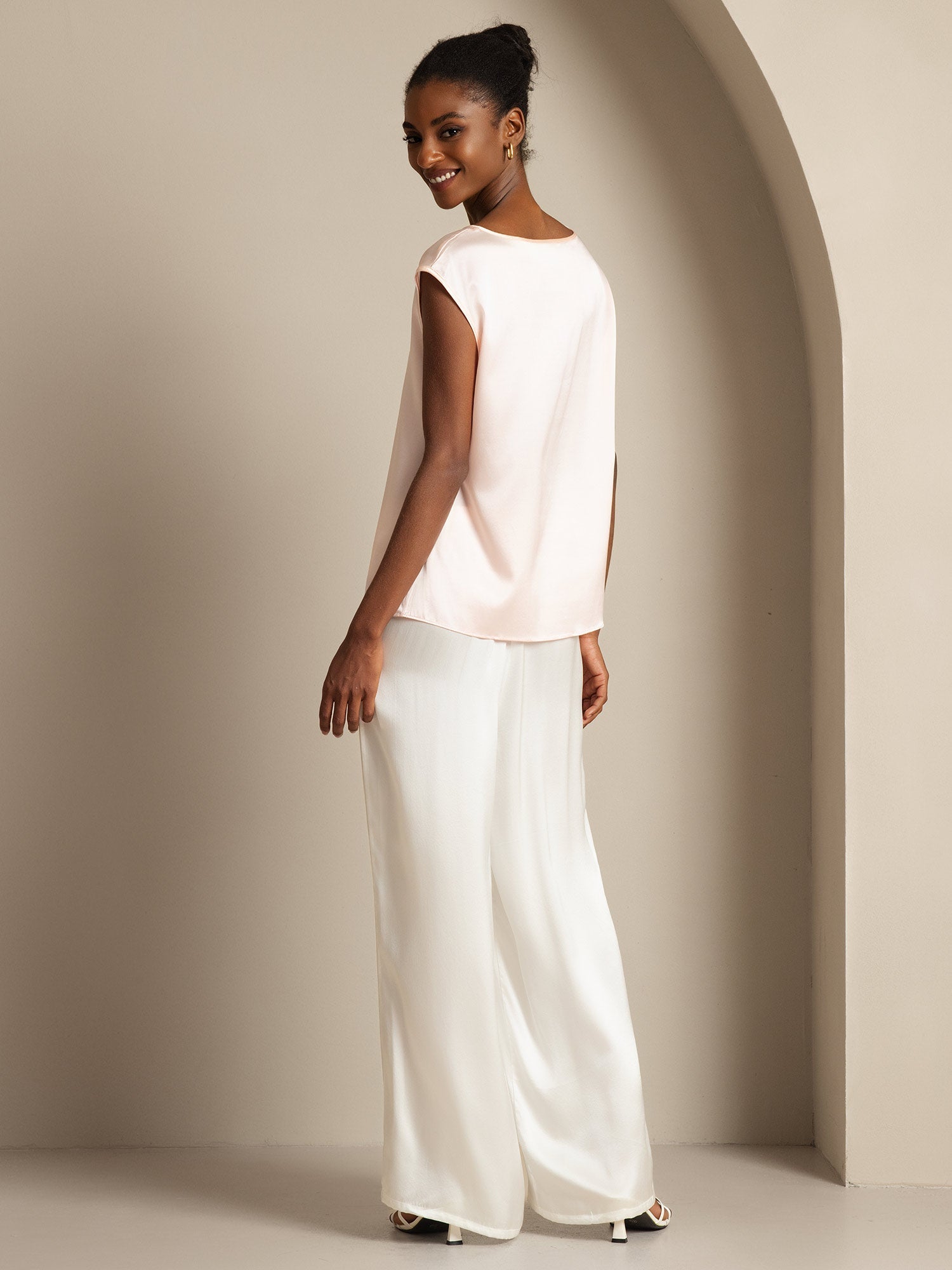 [Pink] SilkSilky  19Momme Silk Round Neck Women's T-Shirt 002,