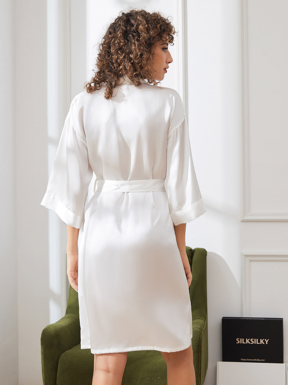 [White] SilkSilky  Pure Silk Womens Robe 002
