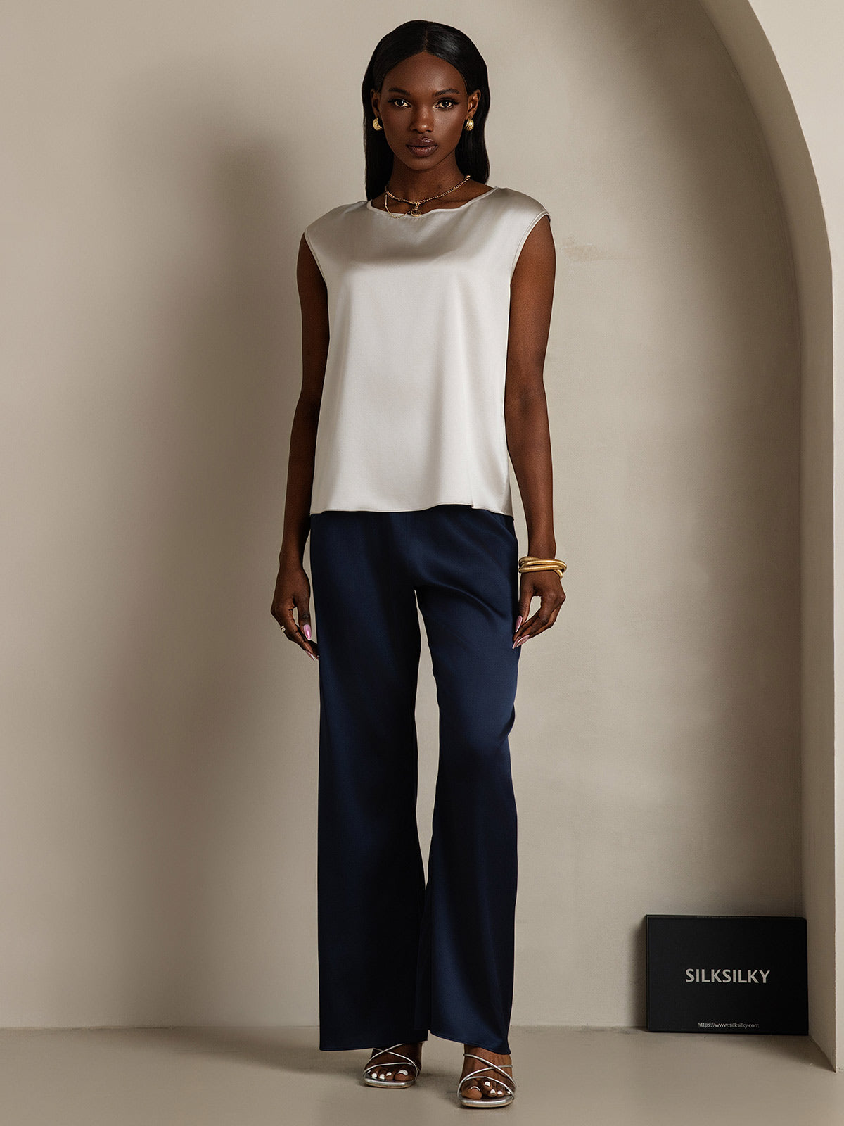 [Light Gray] SilkSilky  19Momme Silk Round Neck Women's T-Shirt 005