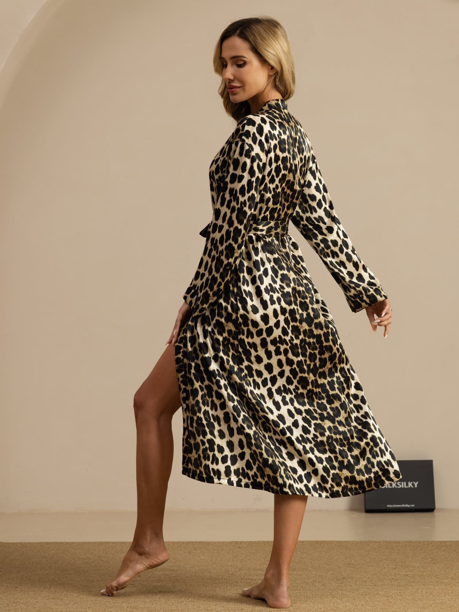 SilkSilky 100% Mulberry Silk Women's Long Sleeve Midi Leopard Printed Robe, Leopard / S(6)