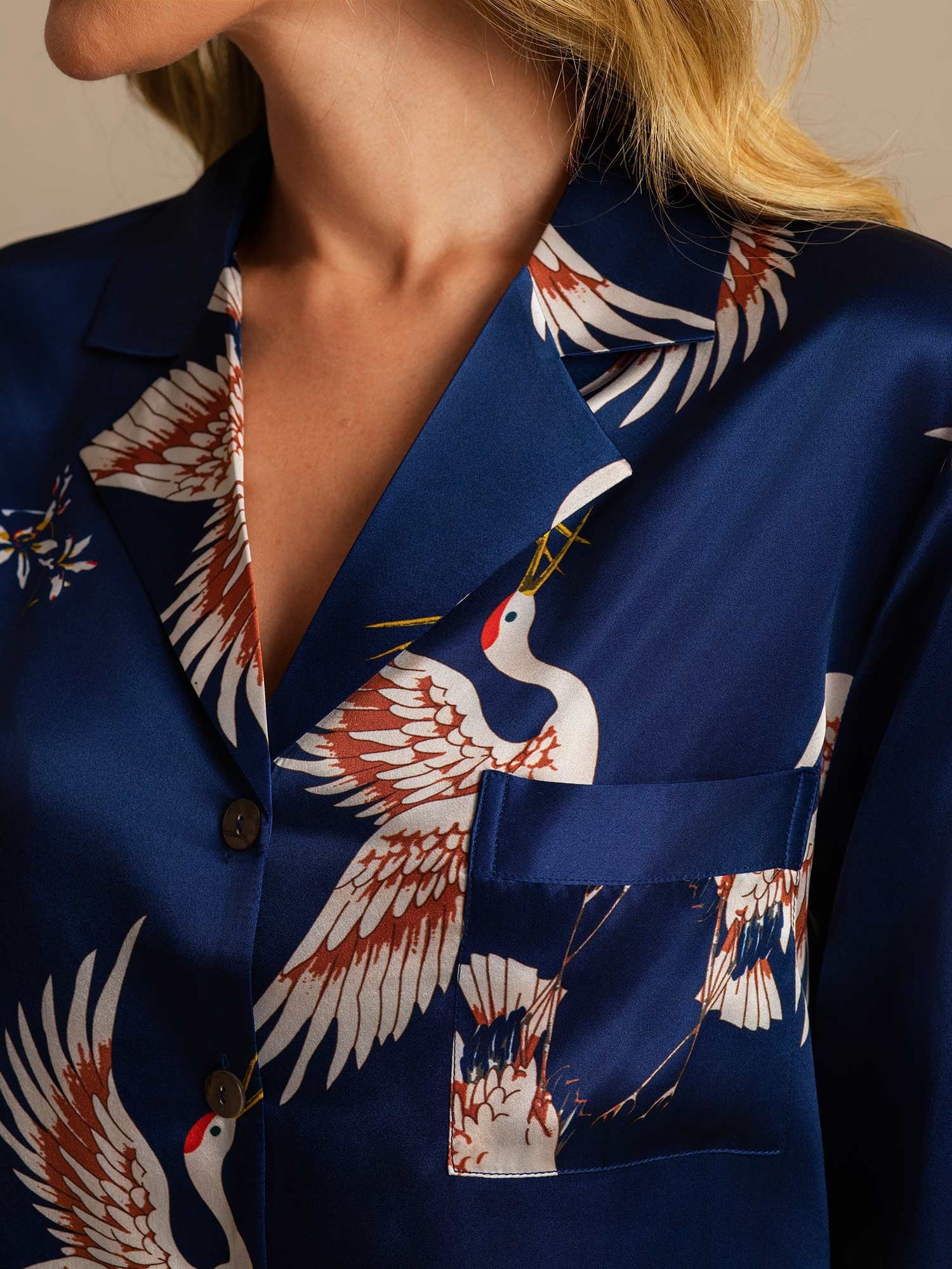 [DarkBlue] SilkSilky 19Momme Pure Silk Notch Collar Nightshirt 004