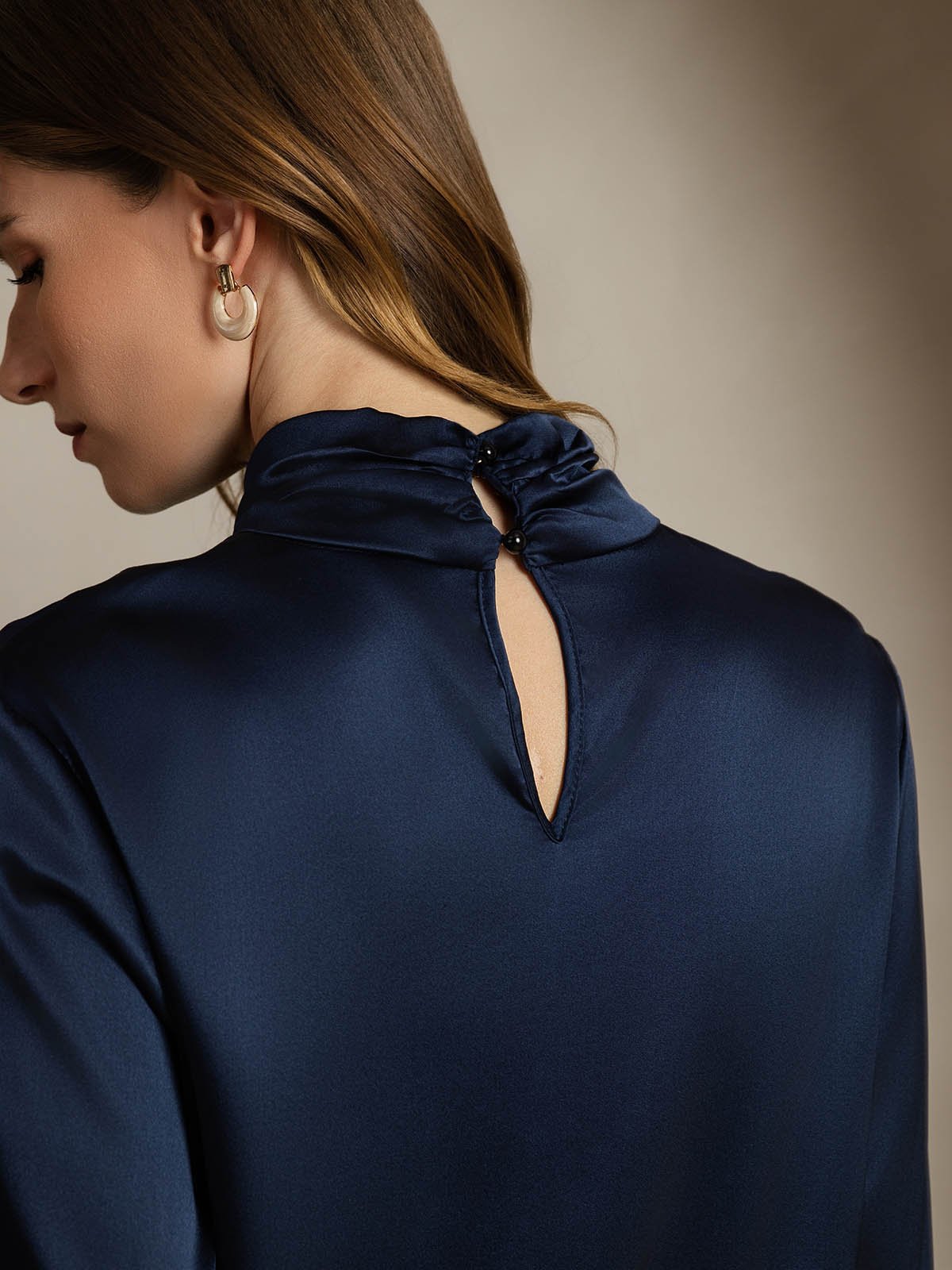 [DarkBlue] SilkSilky 19Momme Silk Keyhole Neck Women's Shirt 004