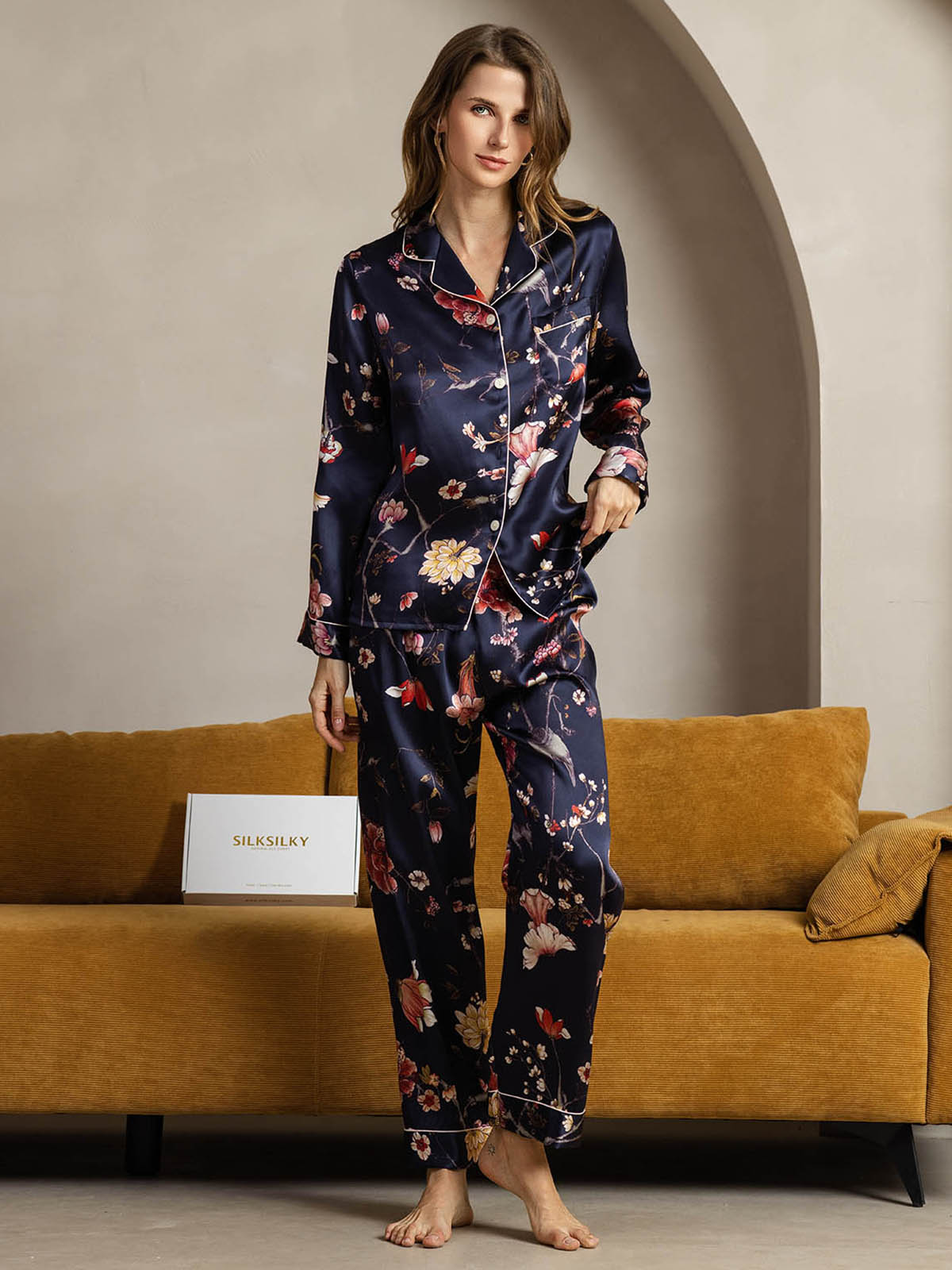 [Navy Floral] SilkSilky  Pure Silk Womens Pajamas 004