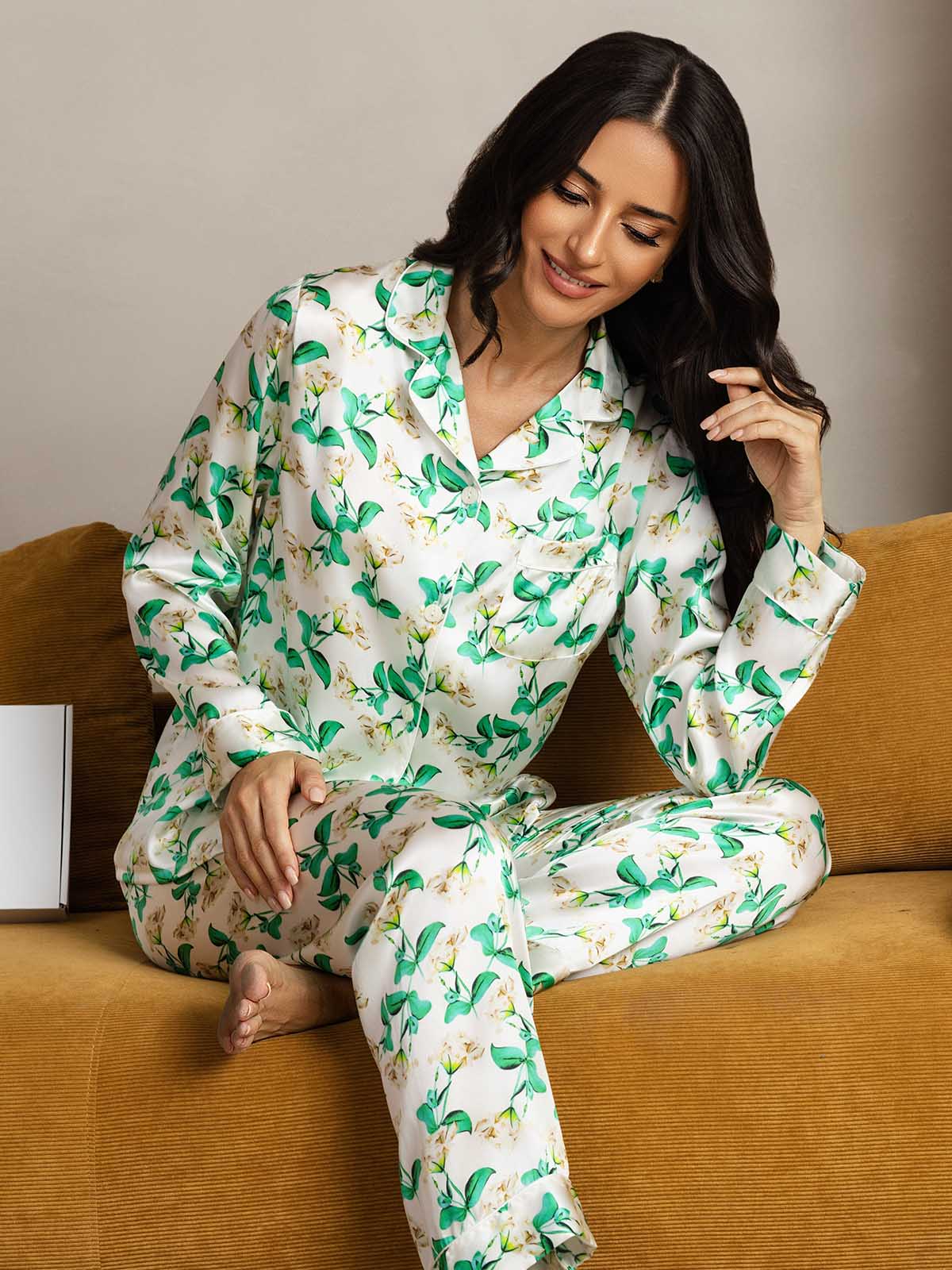 [Green Floral] SilkSilky  Pure Silk Womens Pajamas 001