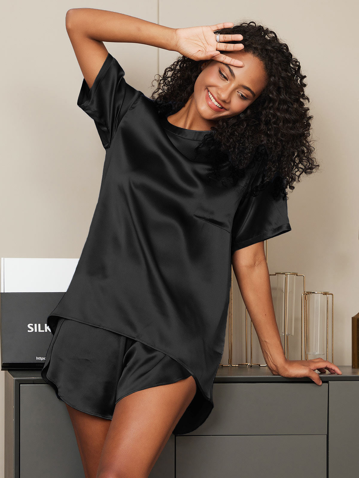 [Black] SilkSilky  Pure Silk Round Neck Women's Pajamas 001