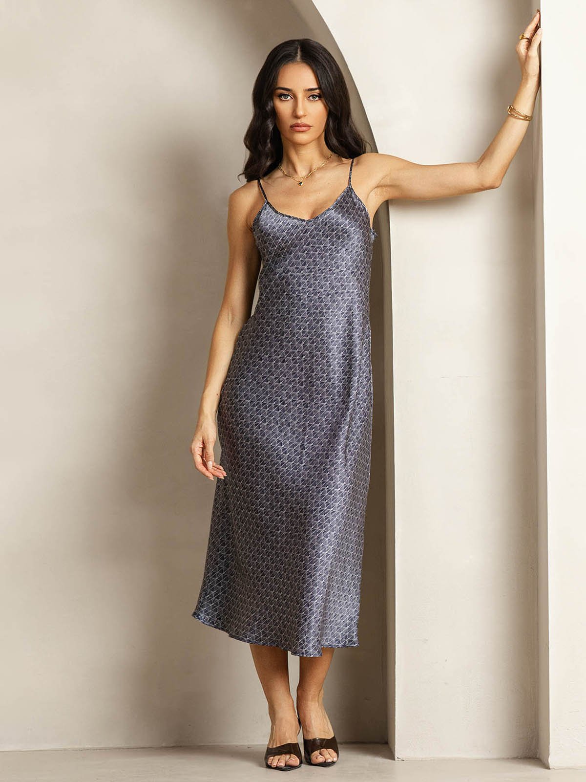 [Navy Ginkgo] SilkSilky  19Momme Silk V Neck Dress 001