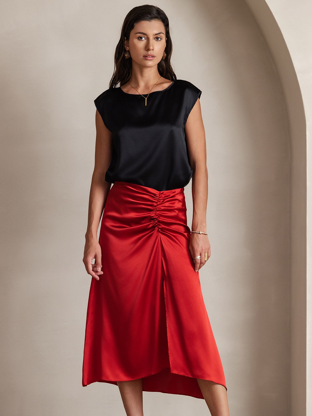 [Black] SilkSilky  19Momme Silk Round Neck Women's T-Shirt 003