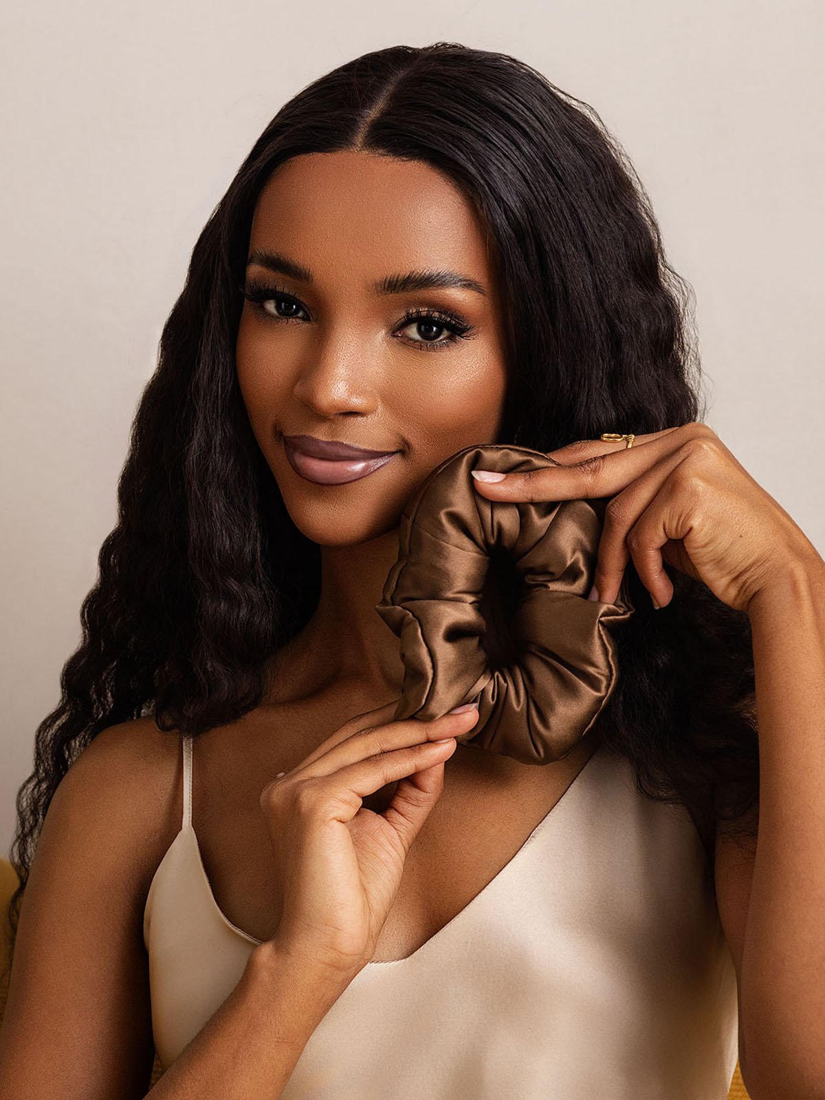 [Brown] SilkSilky  Pure Silk Scrunchie 001
