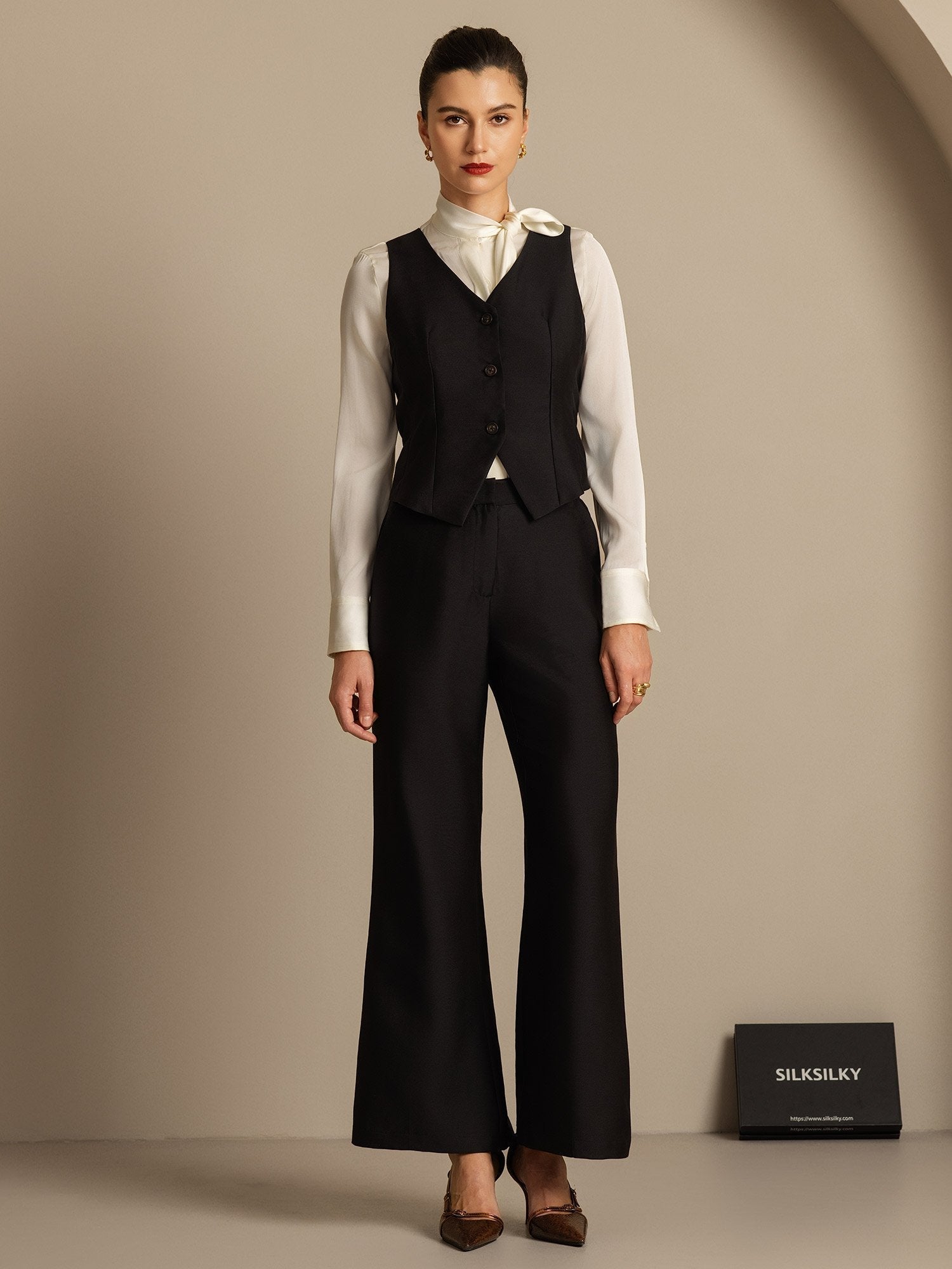 [Black] SilkSilky  32Momme Silk V Neck Women's Vest 003,