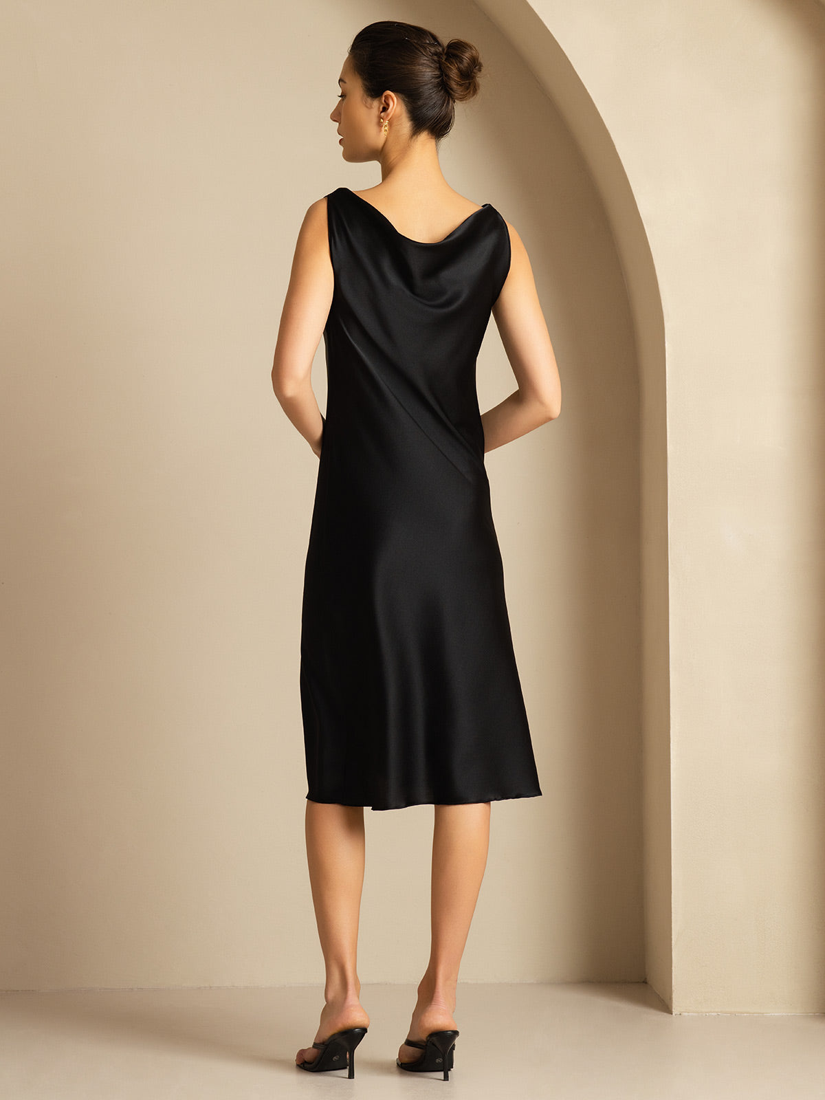 [Black] SilkSilky  19Momme Silk Cowl Neck Dress 002