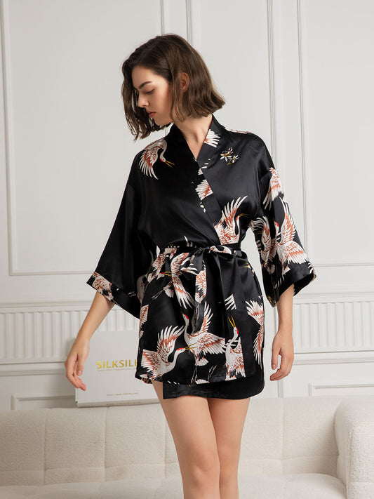 SilkSilky  19Momme Pure Silk 3/4 Sleeve Deep V Neck Women's Robe Black 001