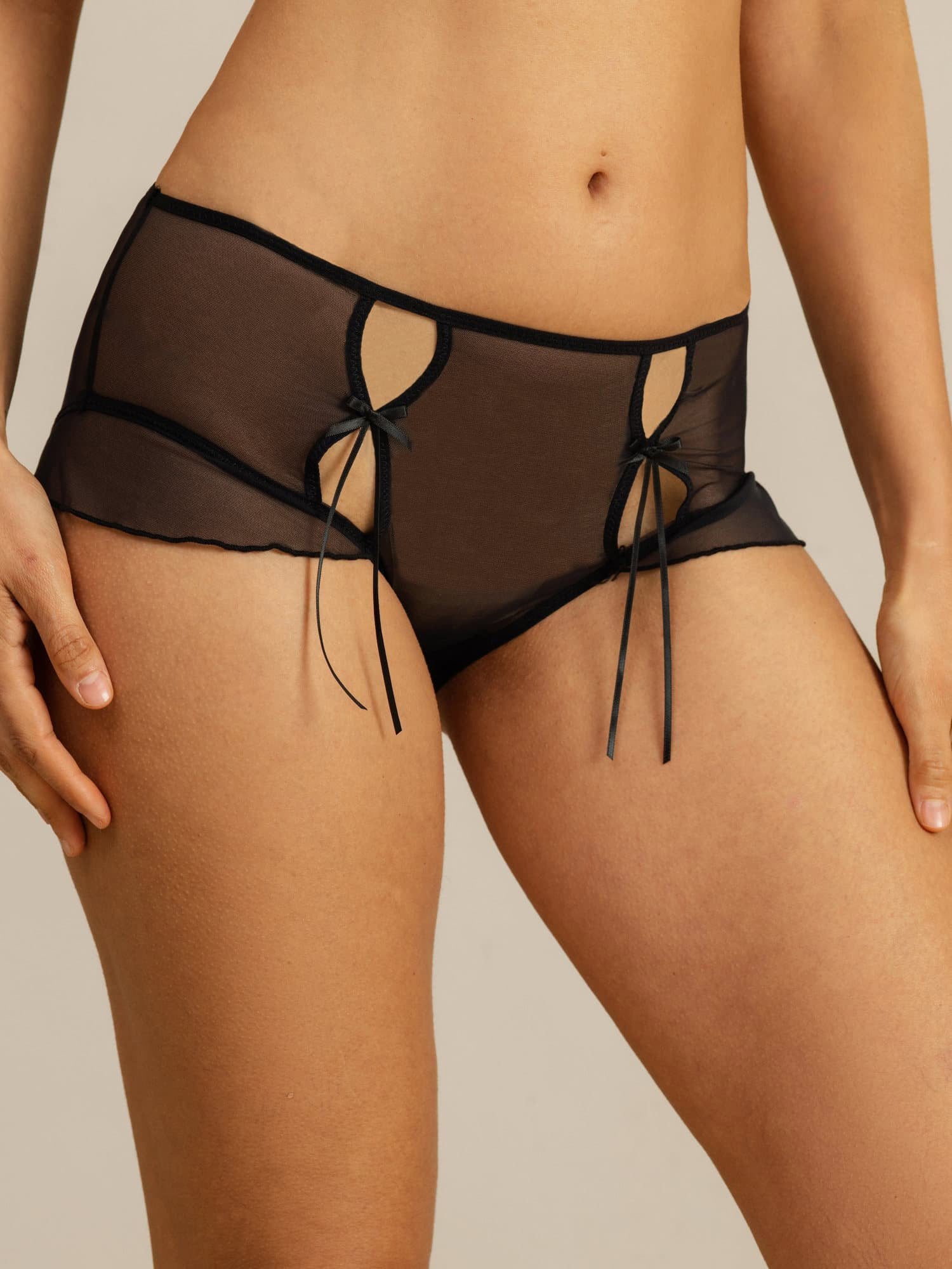 [Black] SilkSilky Panty 001