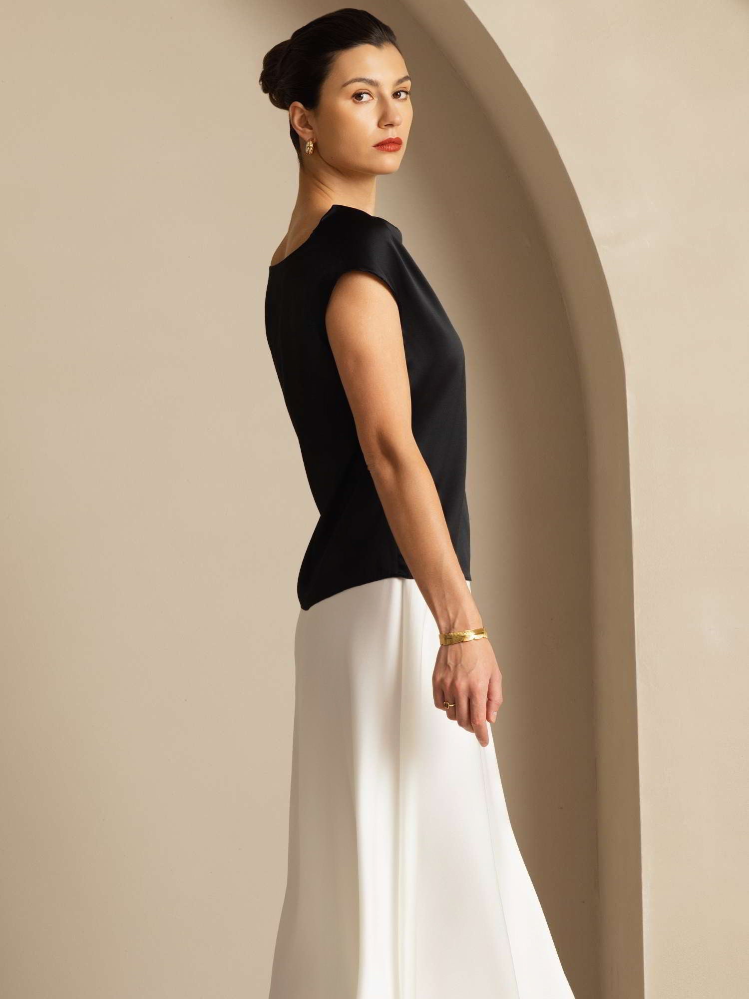 [Black] SilkSilky  19Momme Silk Cap Sleeve Cowl Neck Women's T-Shirt 002