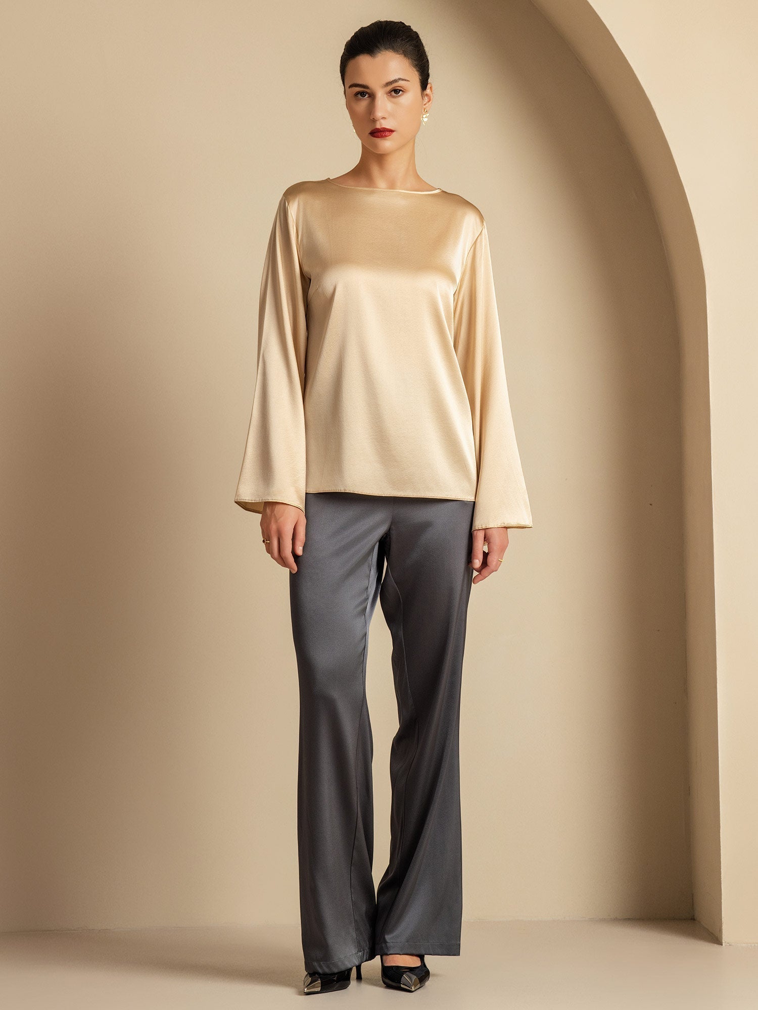 [Champagne] SilkSilky  19Momme Silk Round Neck Women's T-Shirt 009,