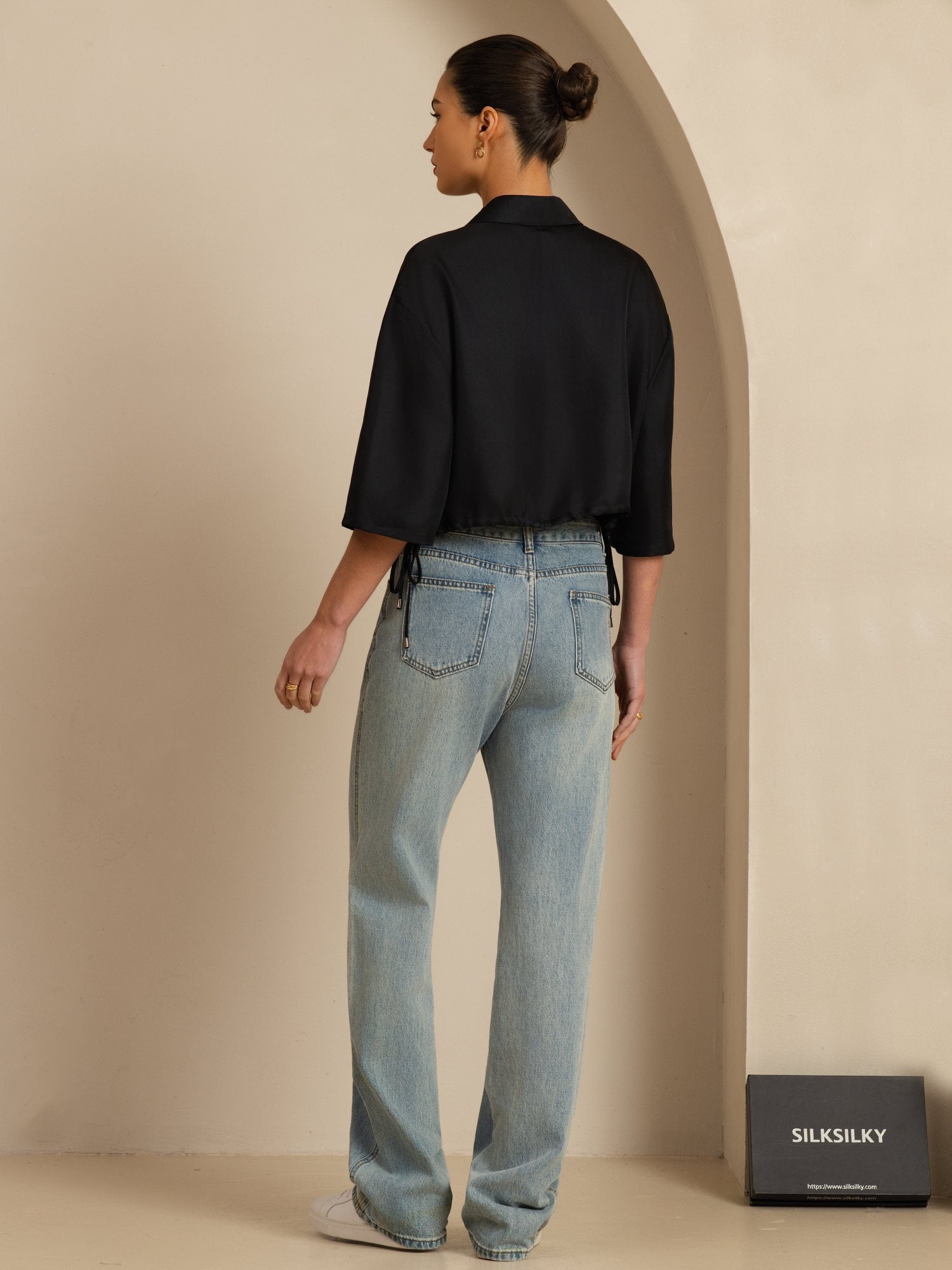 [Black] SilkSilky  18Momme Silk Satin Surah Half Sleeve Lapel Collar Blouse 002