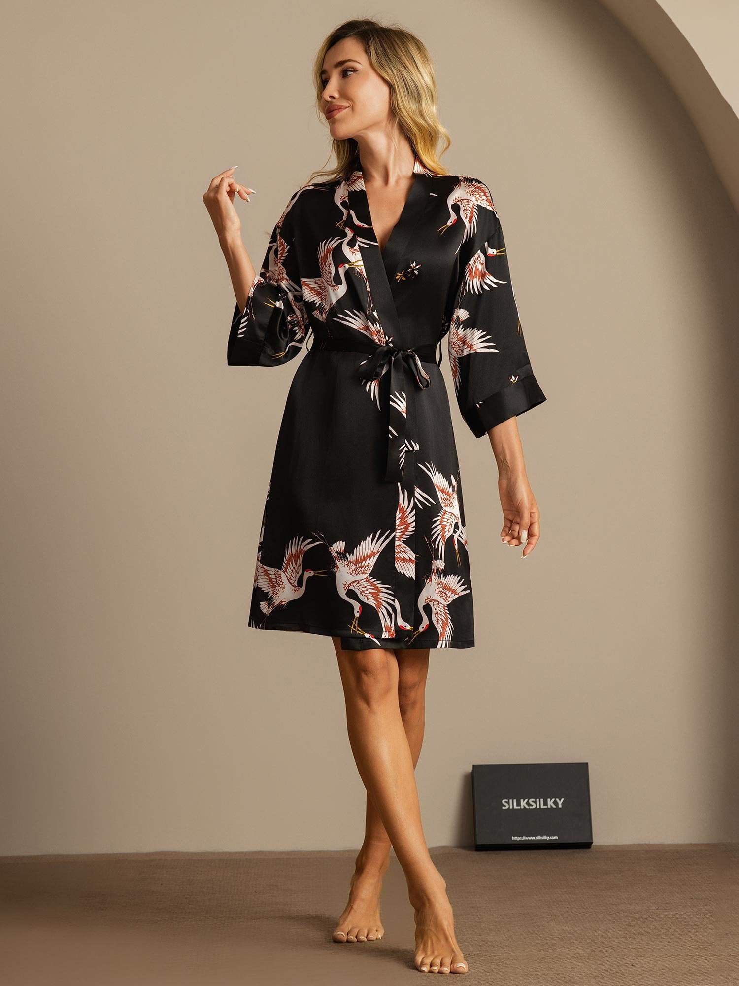 [Black] SilkSilky 19Momme Pure Silk Wrap Women's Robe 005