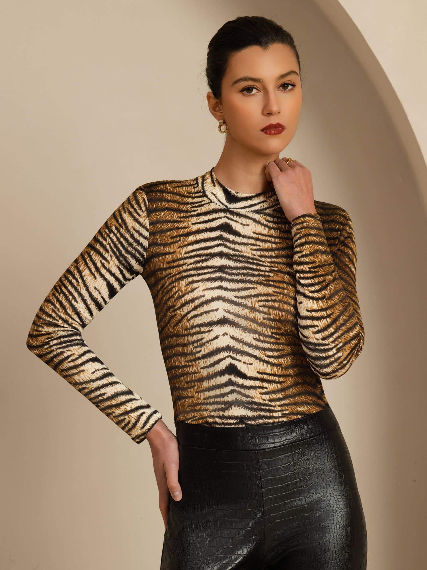 [Tiger] SilkSilky 100% Silk Jersey Long Sleeve Mock Neck Women's T-Shirt 001