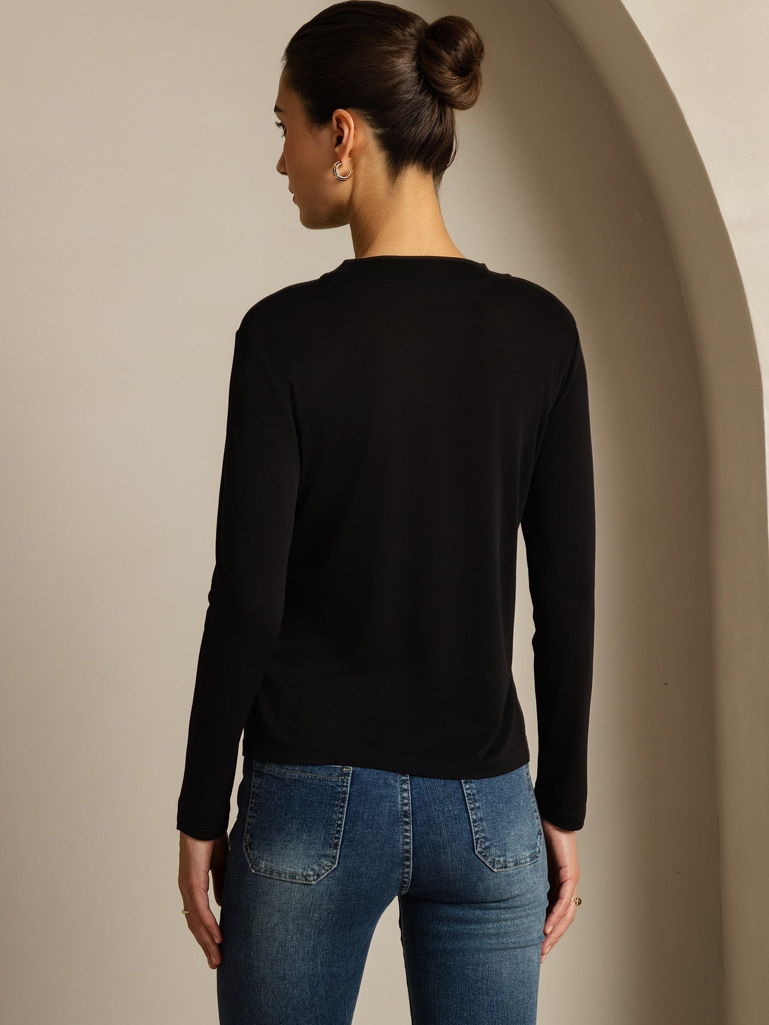 [Black] SilkSilky  Pure Silk Womens T-Shirt 002