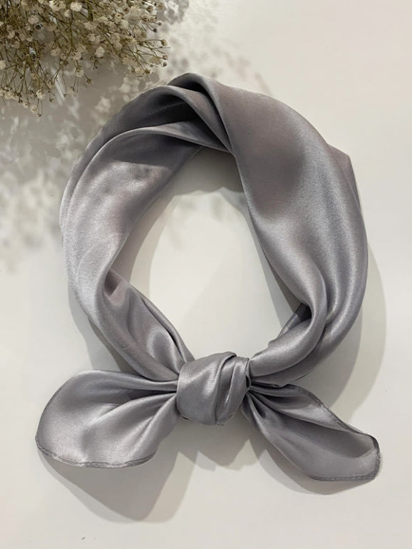 SilkSilky  Pure Silk Scarf Gray 001