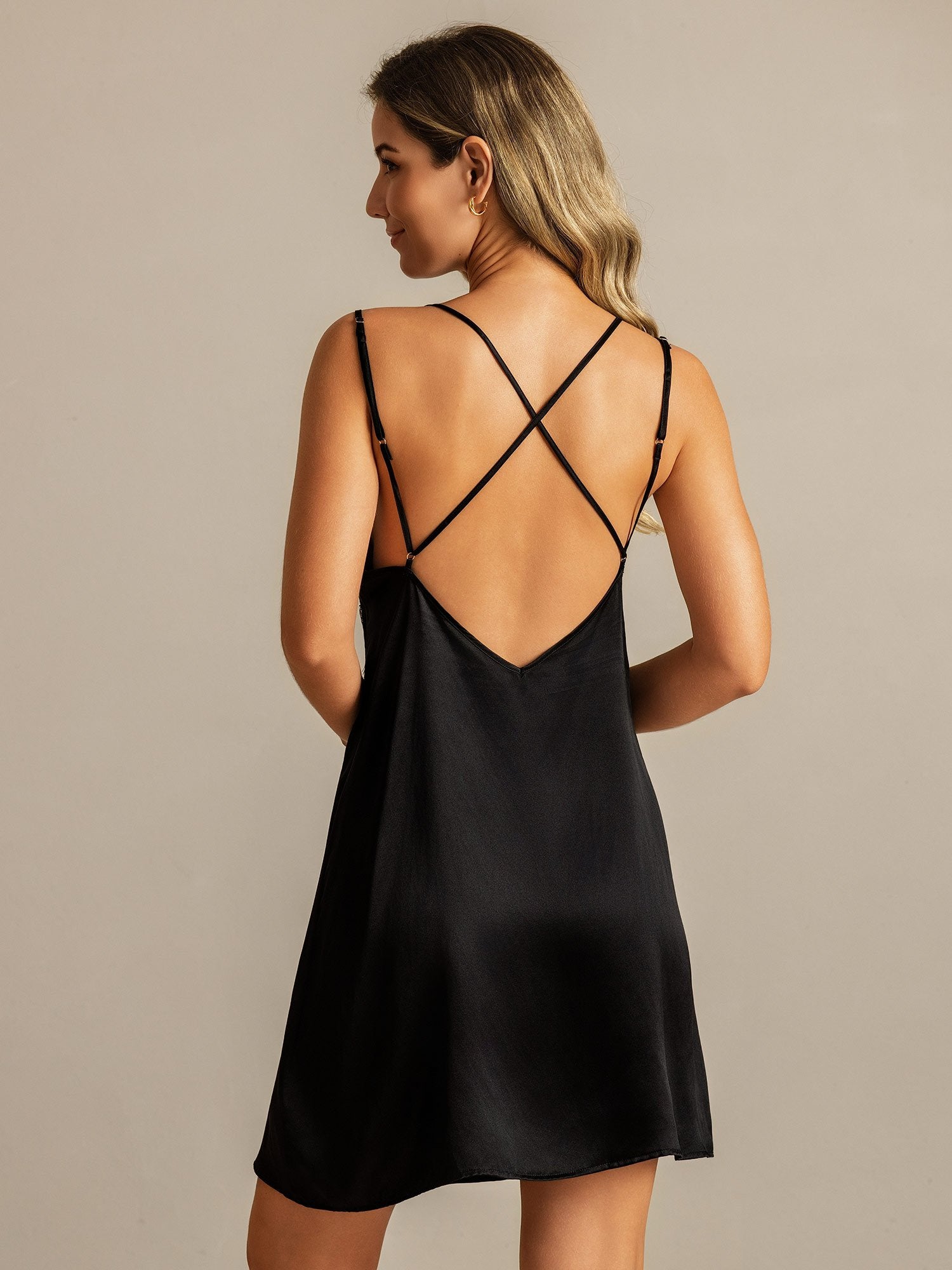 [Black] SilkSilky  Spaghetti Strap V Neck Nightgown 002