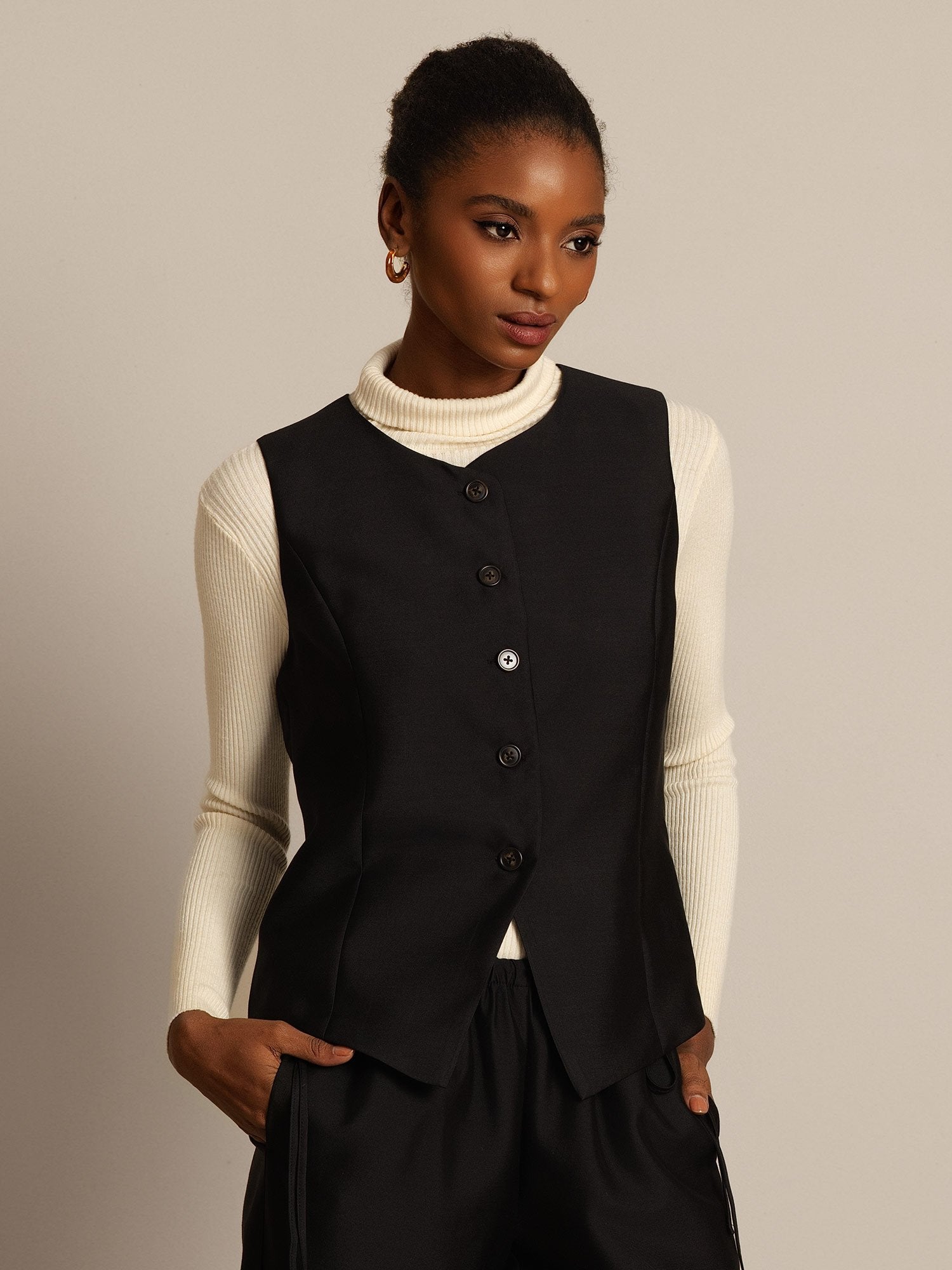 [Black] SilkSilky 32Momme Silk Womens Vest 007