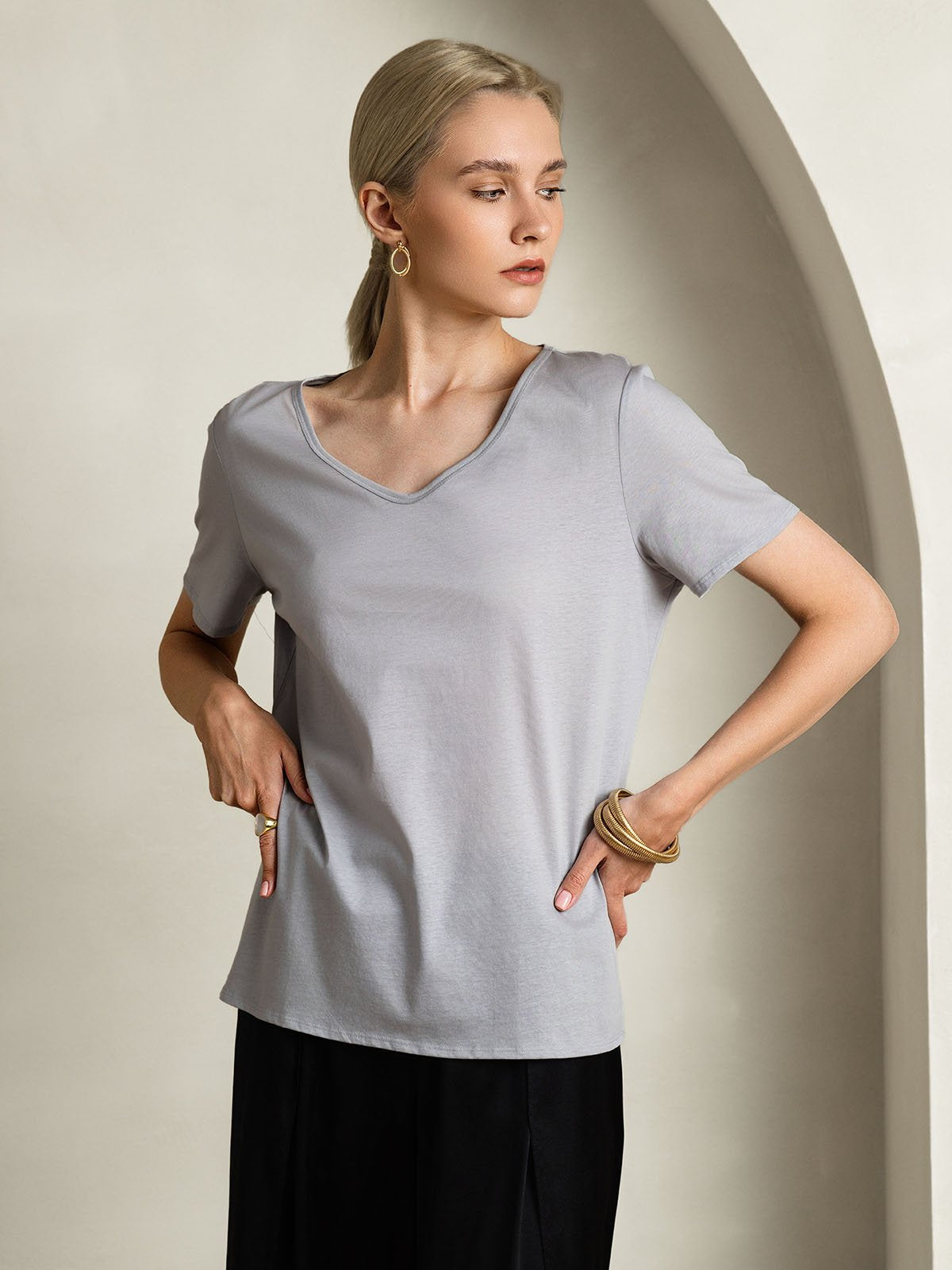 SilkSilky Silk Blend Short Sleeve V Neck Women's T-Shirt Gray 004