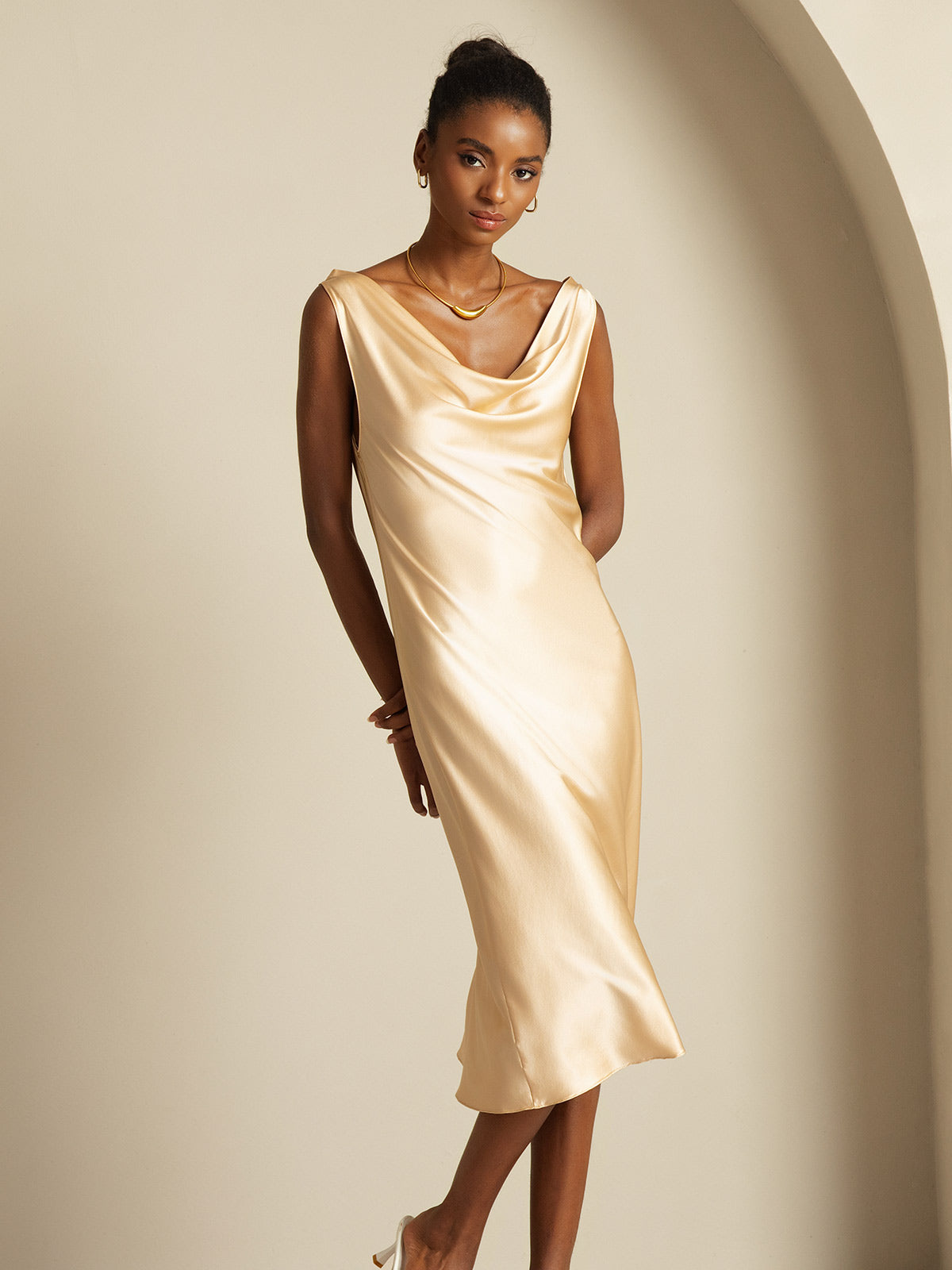 [Champagne] SilkSilky  19Momme Silk Cowl Neck Dress 007