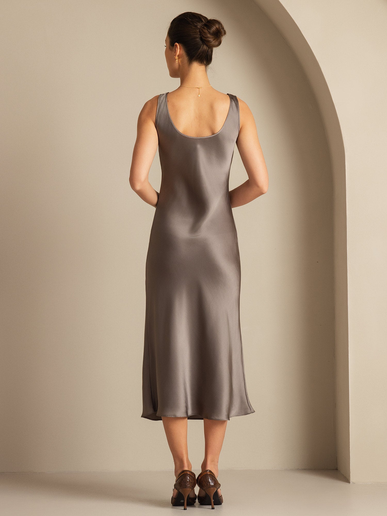 [Dark Khaki] SilkSilky  Pure Silk Boat Neck Dress 002,