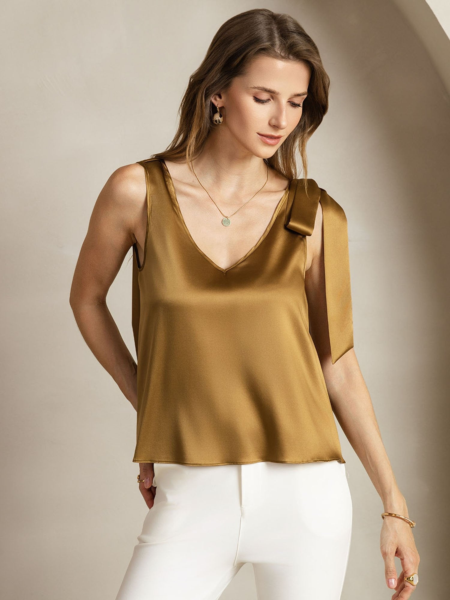 [Bronze] SilkSilky  19Momme Silk V Neck Women's T-Shirt 001