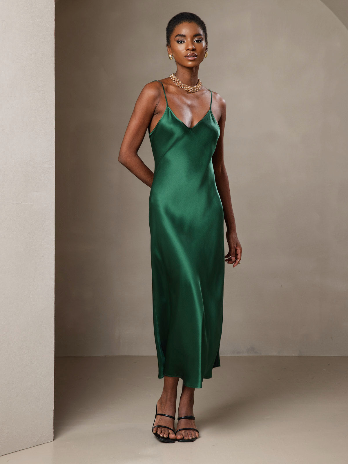 SilkSilky  Pure Silk Sleeveless Round Neck Dress Green 006