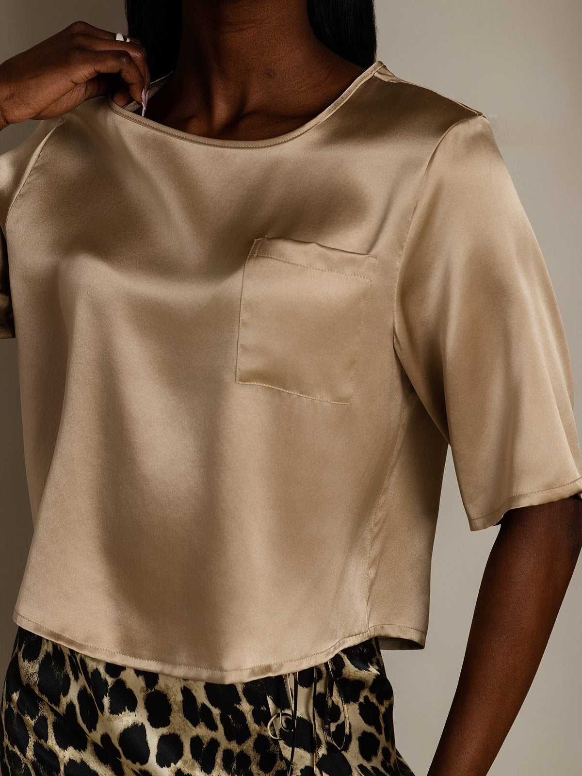 [Champagne] SilkSilky  Pure Silk Boat Neck Women's T-Shirt 008