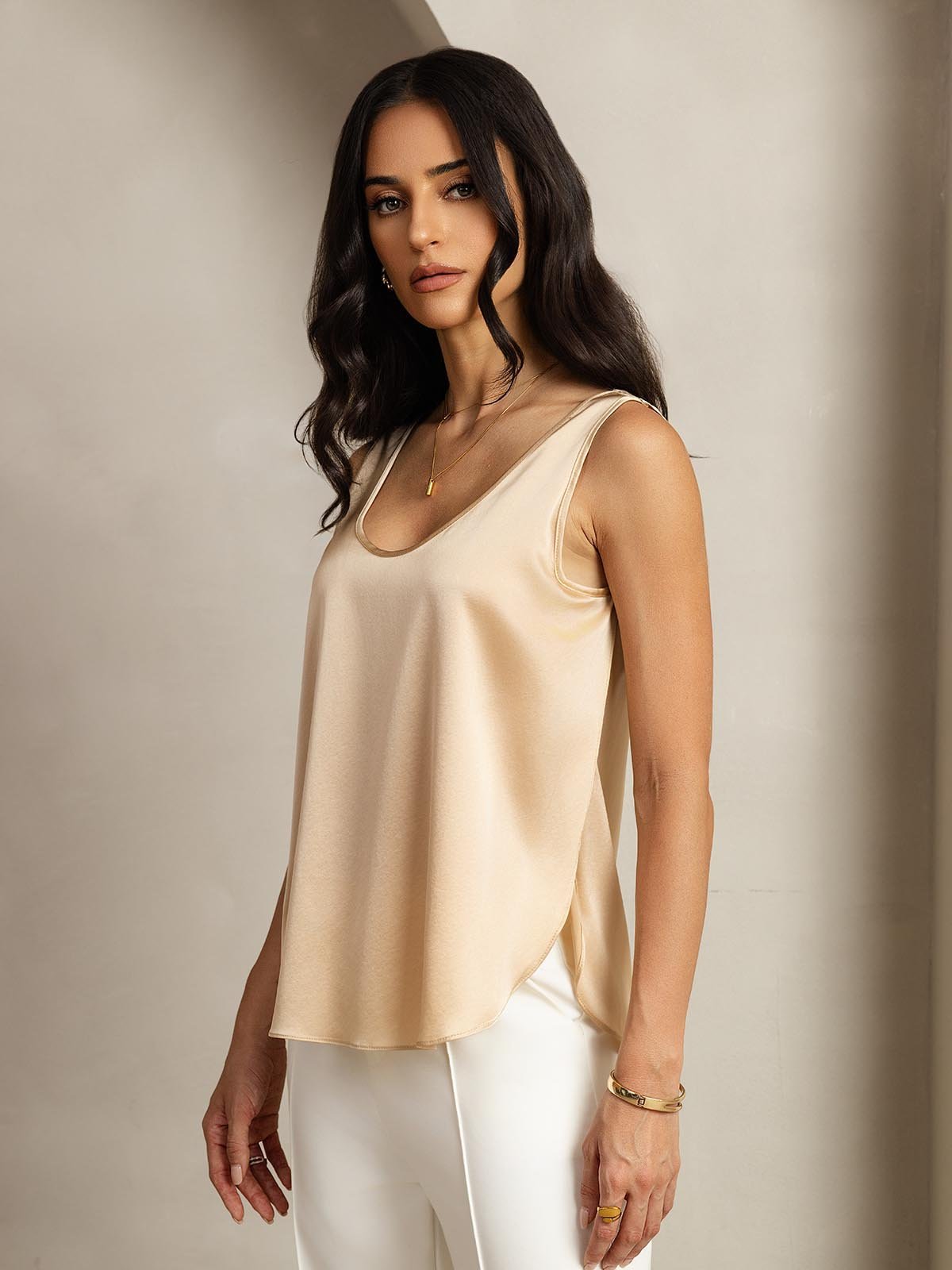 [Champagne] SilkSilky 19Momme Silk U Neck Women's T-Shirt 001