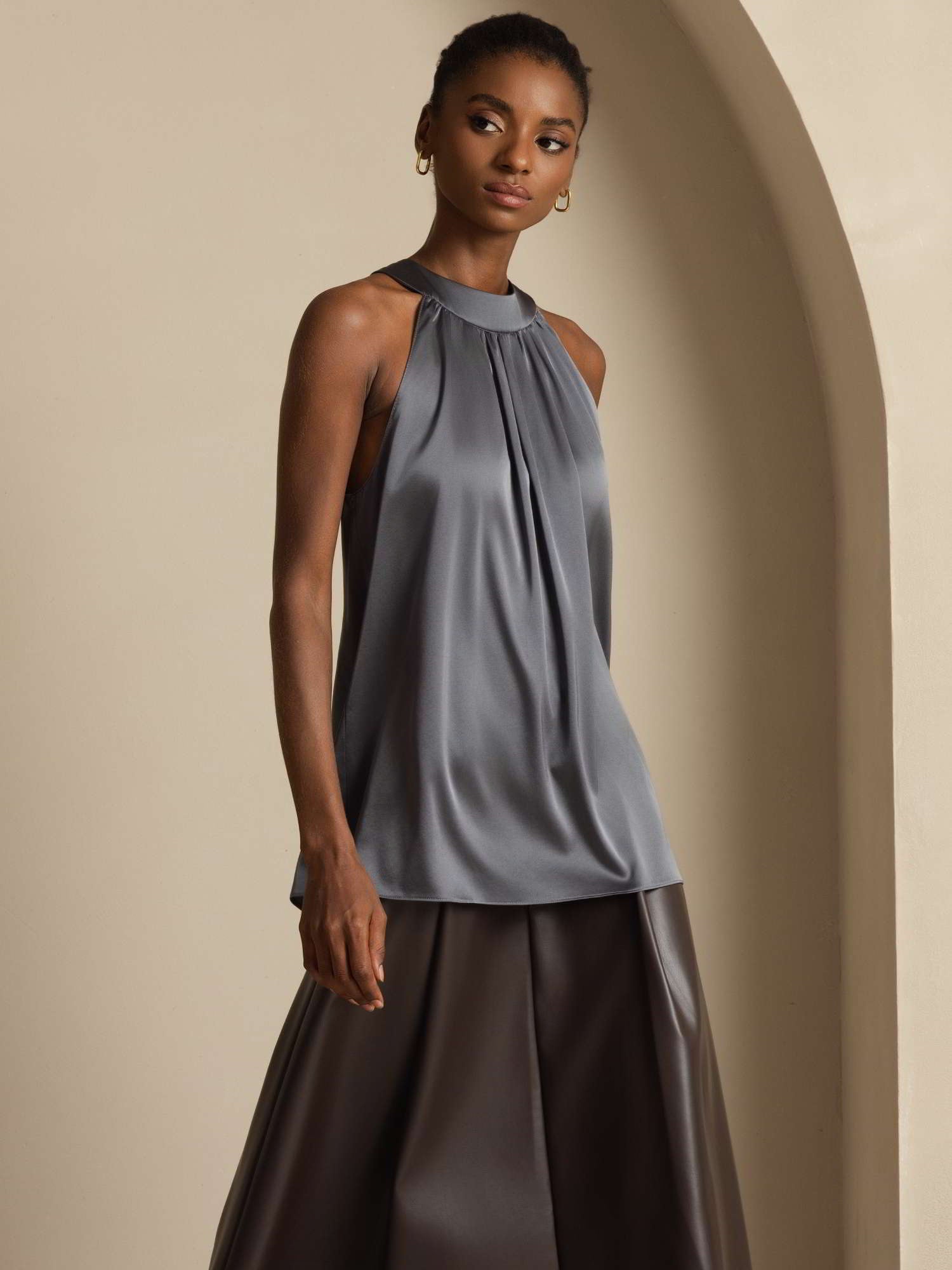 [Dark Gray] SilkSilky  19Momme Silk Sleeveless Womens T-Shirt 007