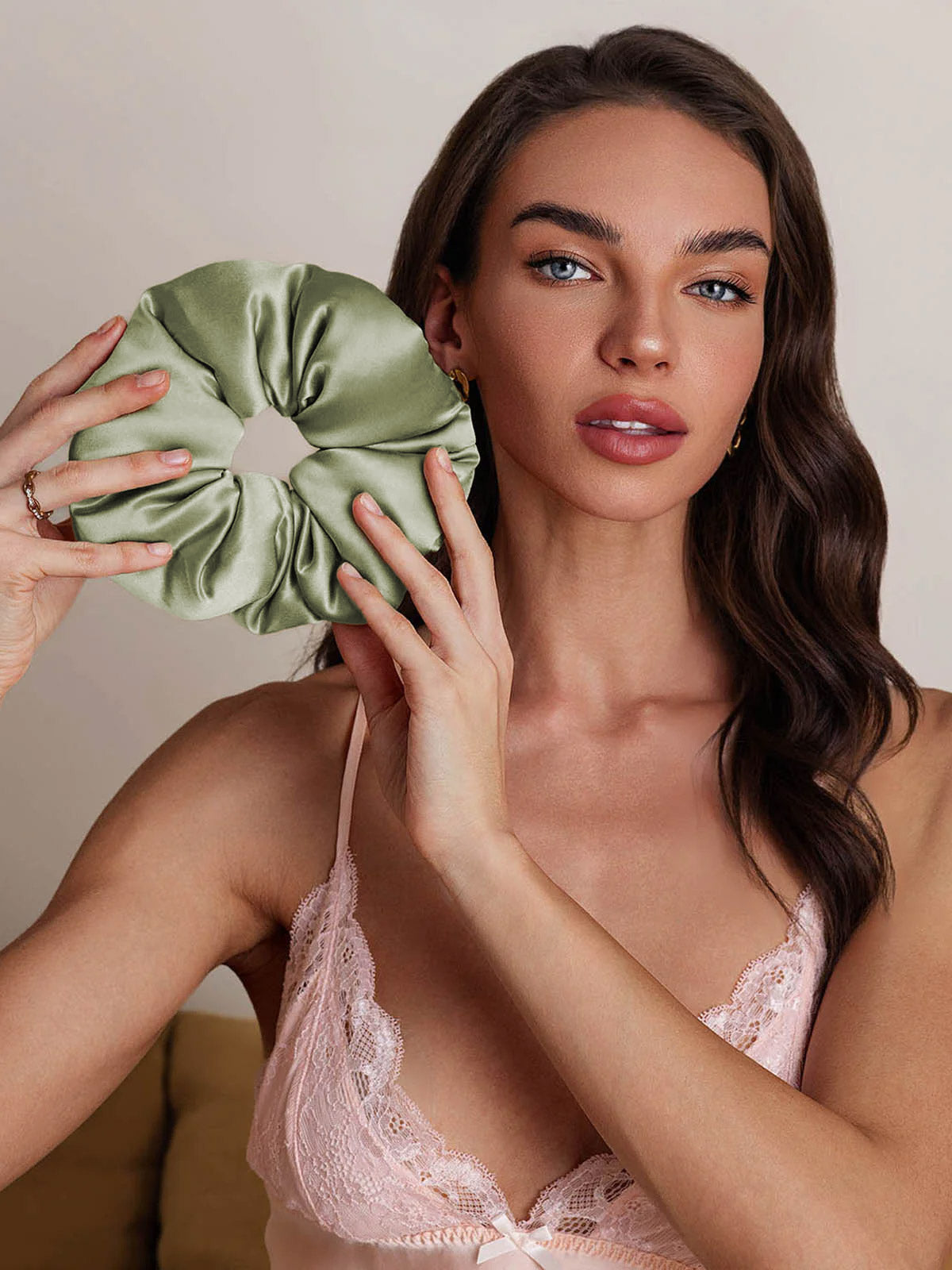 [Light Green] SilkSilky  Pure Silk Scrunchie 002