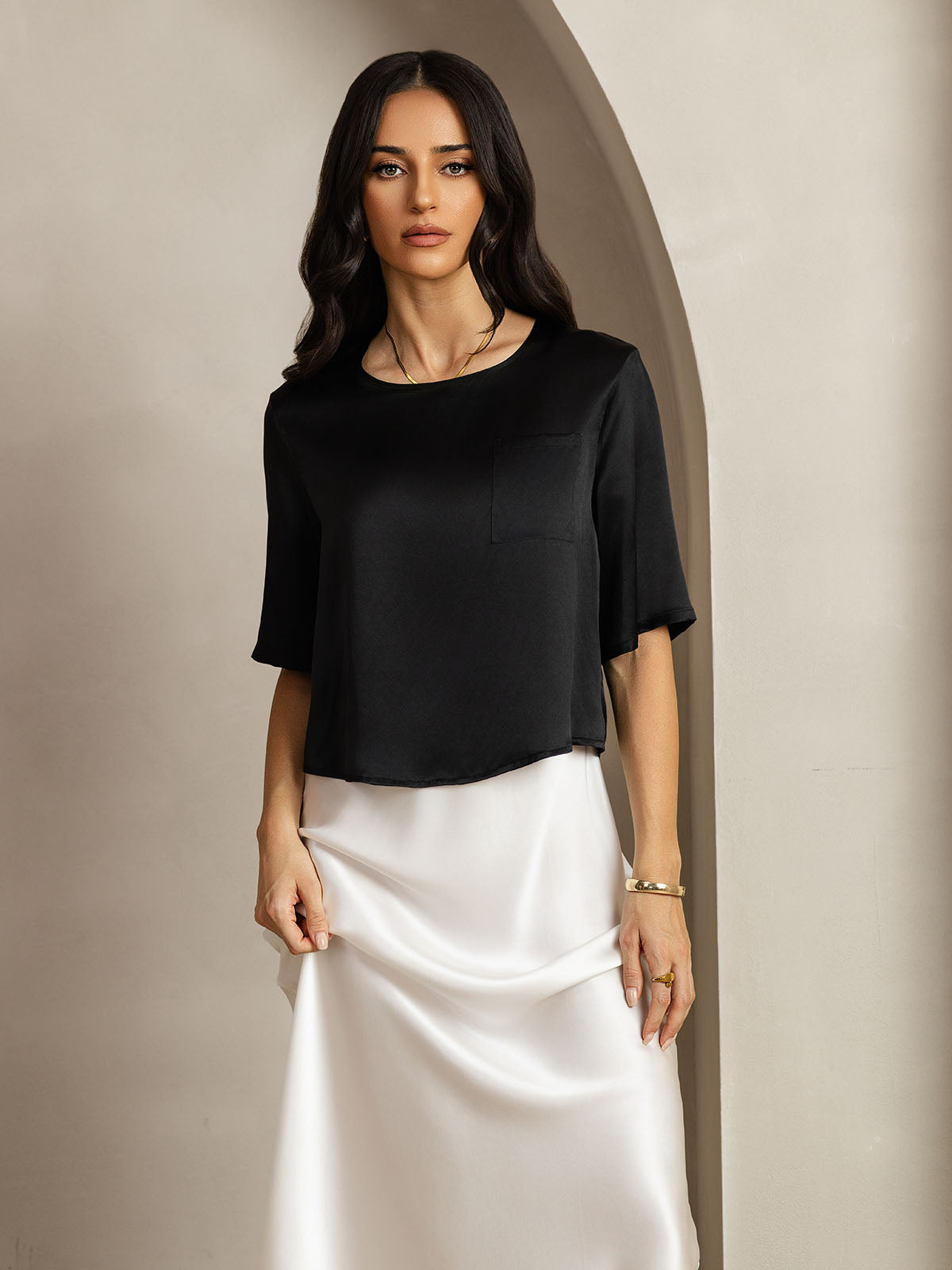 [Black] SilkSilky  Pure Silk Boat Neck Women's T-Shirt 004