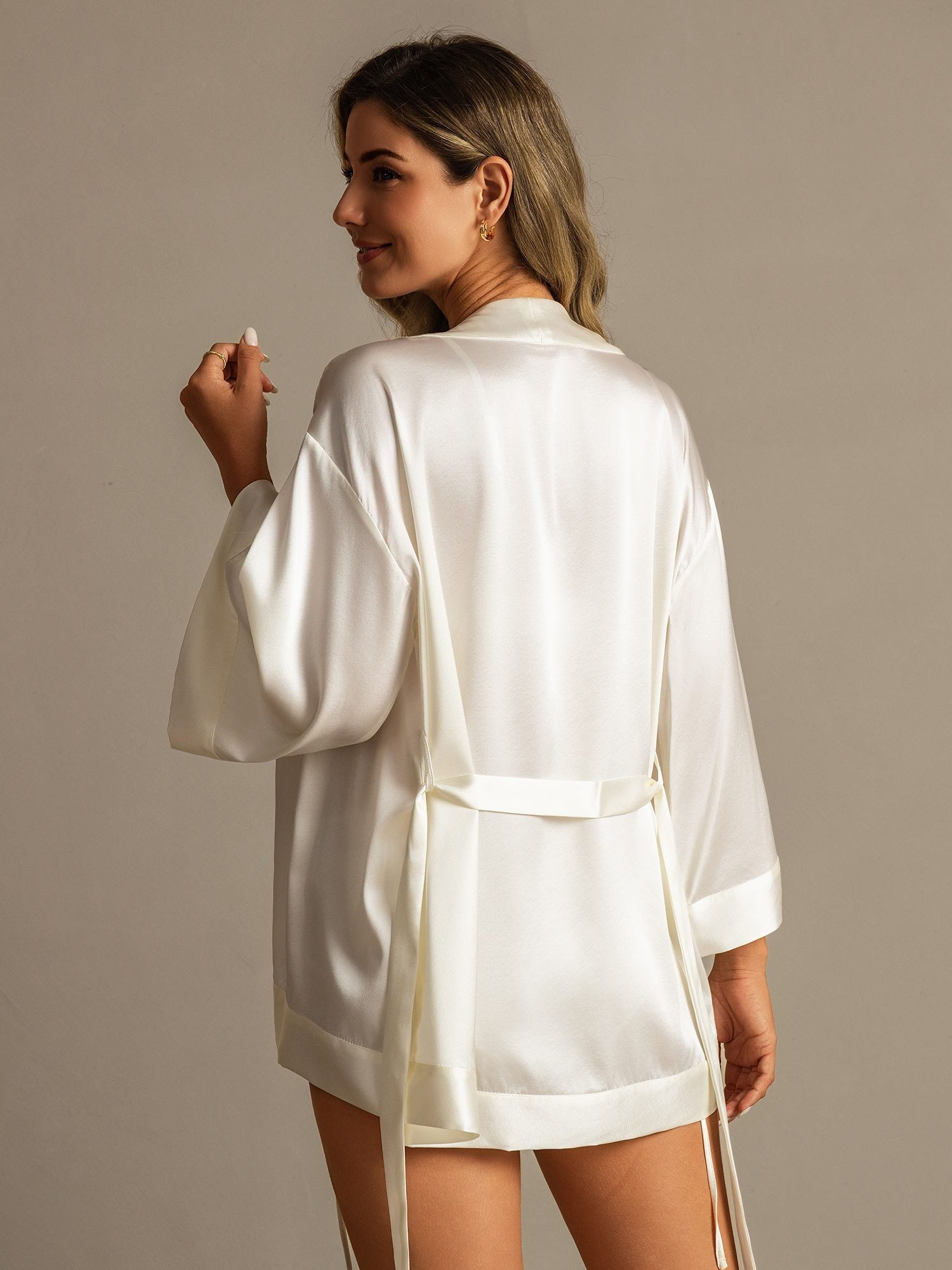 [White] SilkSilky  19Momme Silk Womens Robe 002,