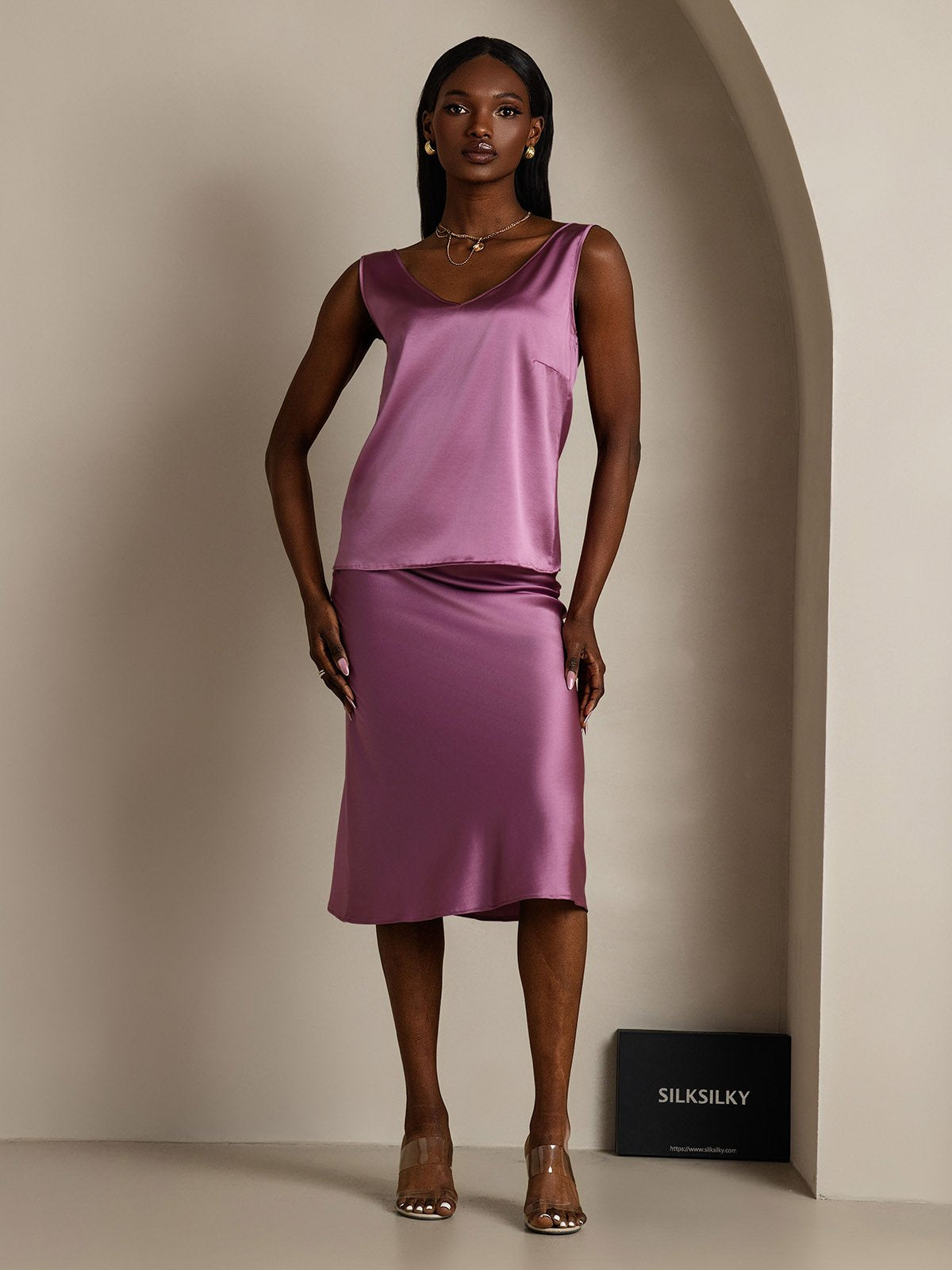 [Deep Purple] SilkSilky  19Momme Silk Sleeveless V Neck Camisole Top 005