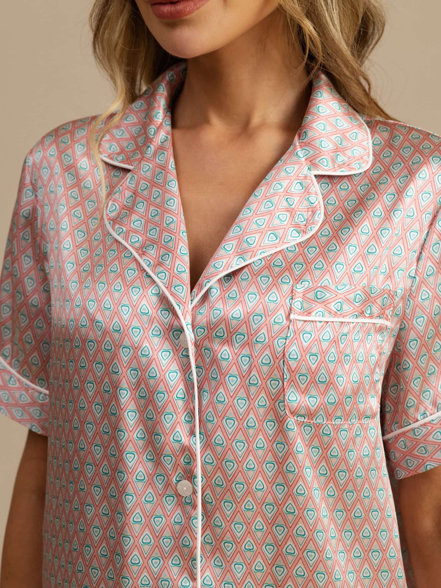 [Pink Heart Geo] SilkSilky  Short Sleeve Notch Collar Women's Pajamas 004