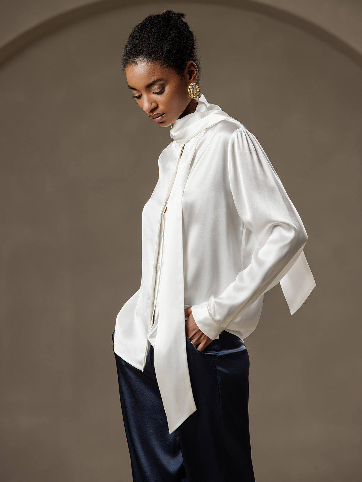 SilkSilky-US-19Momme-Silk-Blend-Long-Sleeve-Tie-Neck-Women's-Shirt-White-004