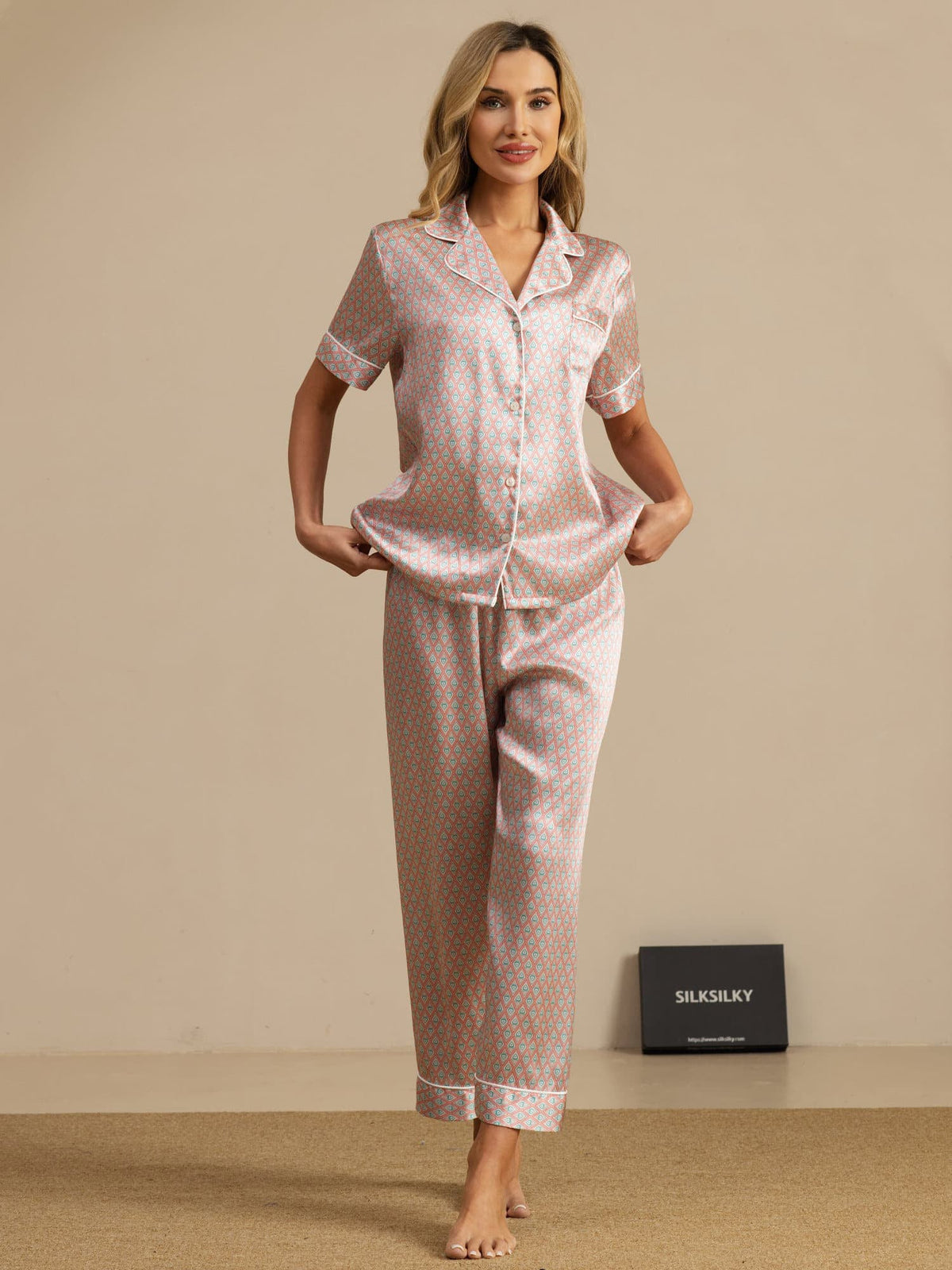 [Pink Heart Geo] SilkSilky  Short Sleeve Lapel Collar Women's Pajamas 001