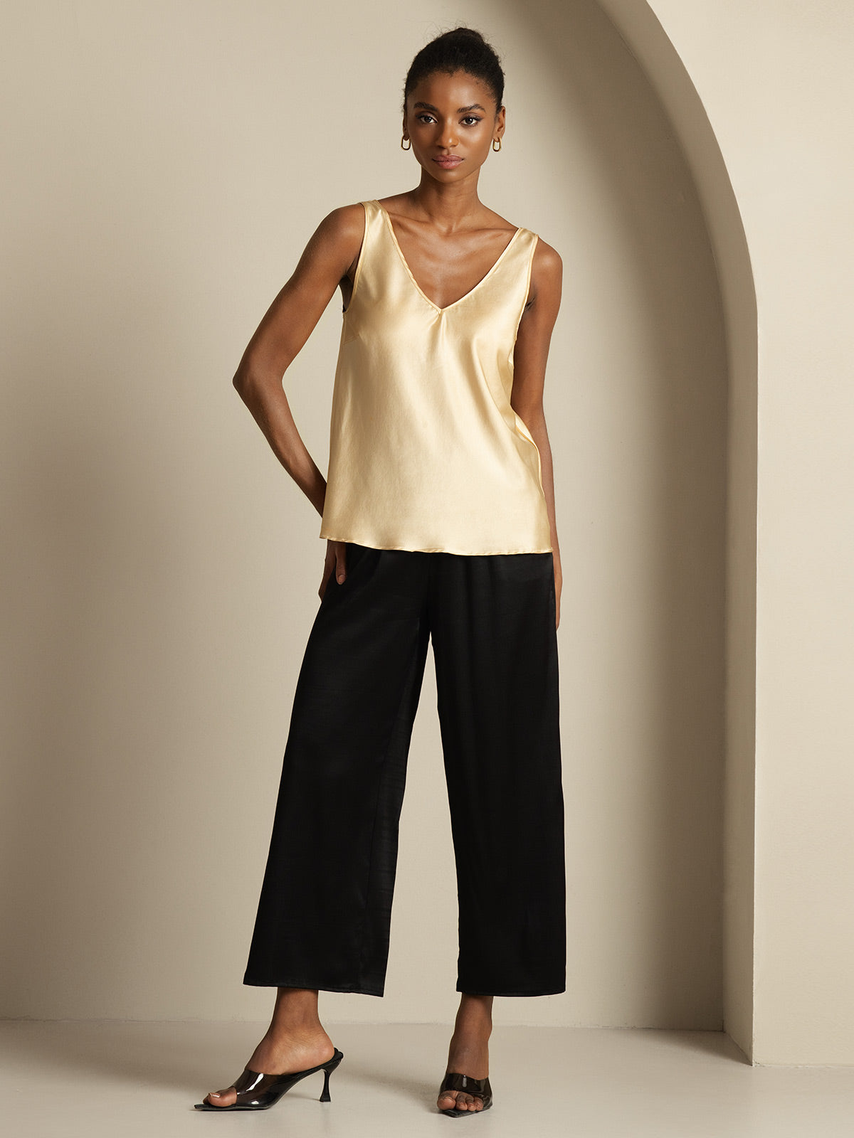 [Champagne] SilkSilky  19Momme Silk V Neck Camisole Top 008